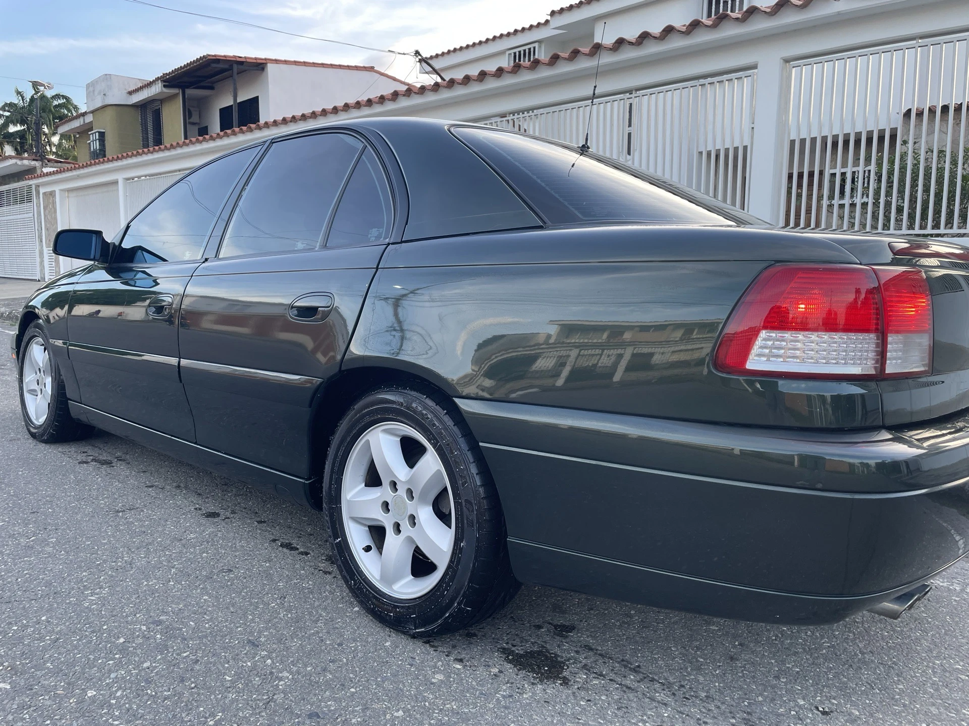 2000 Cadillac Catera LX — foto 12