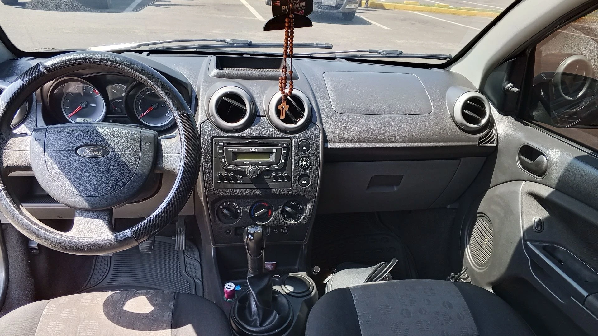 2011 Ford Fiesta — foto 8