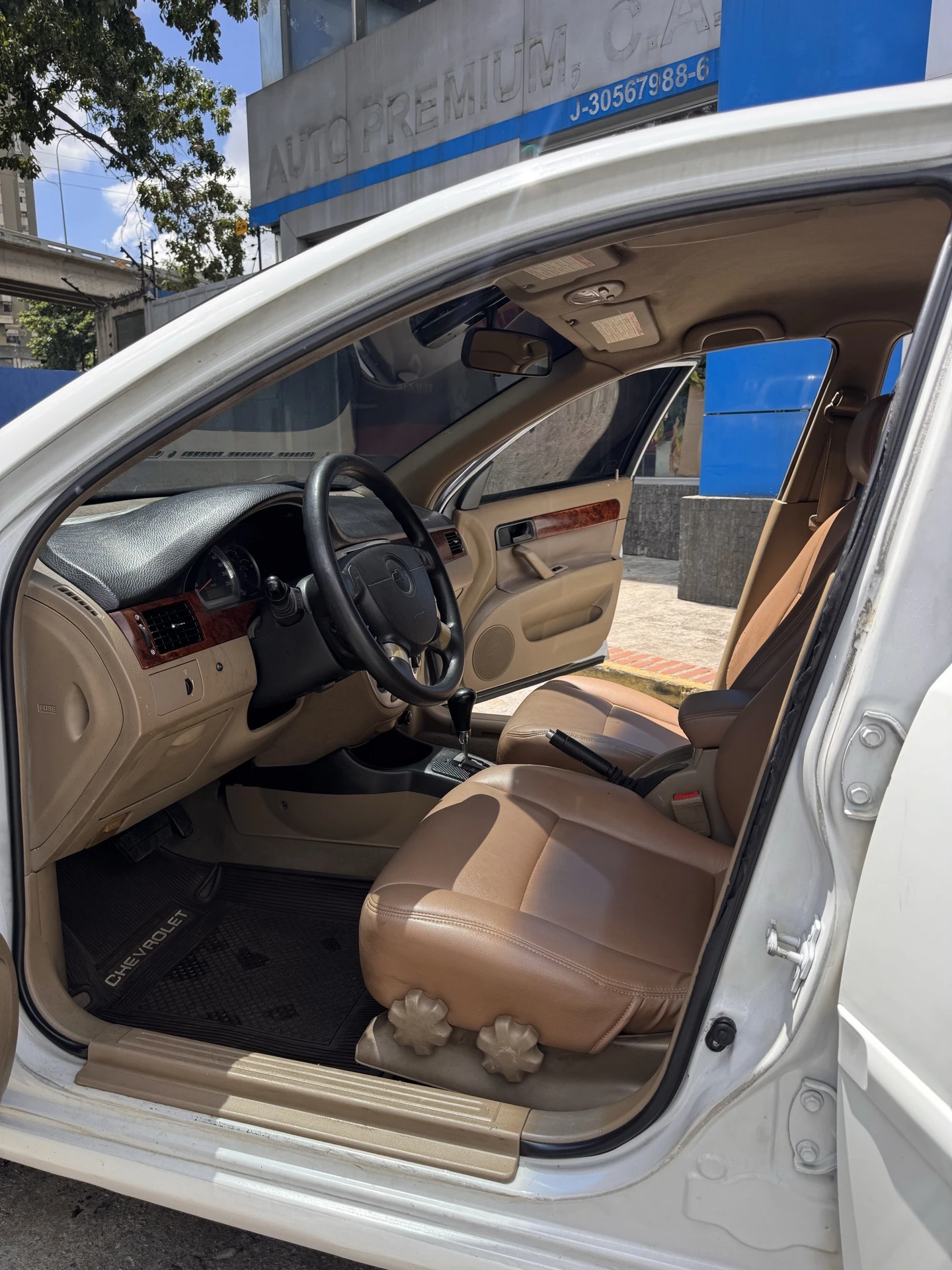 2004 Chevrolet Optra Sedan — foto 8