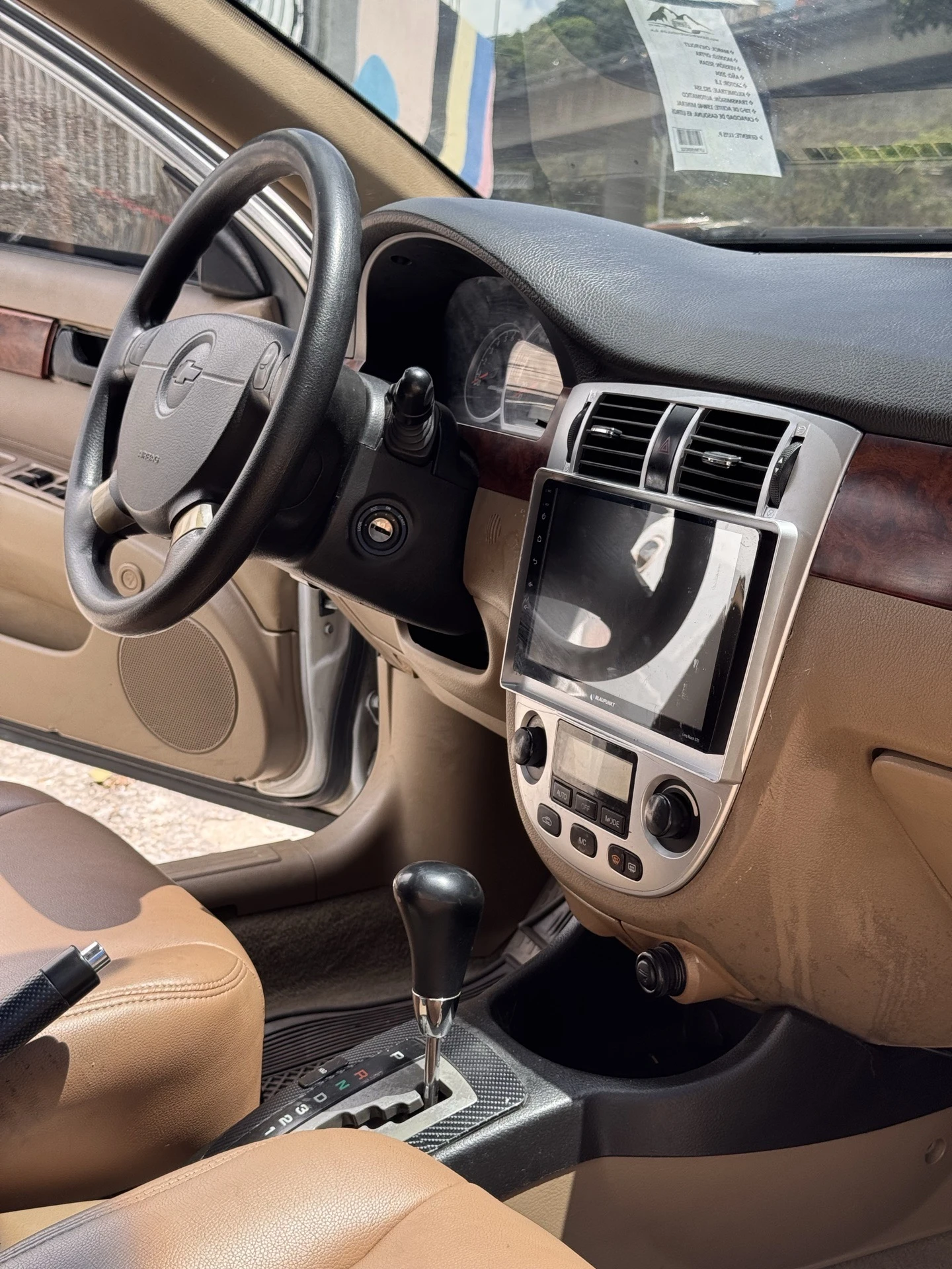 2004 Chevrolet Optra Sedan — foto 12