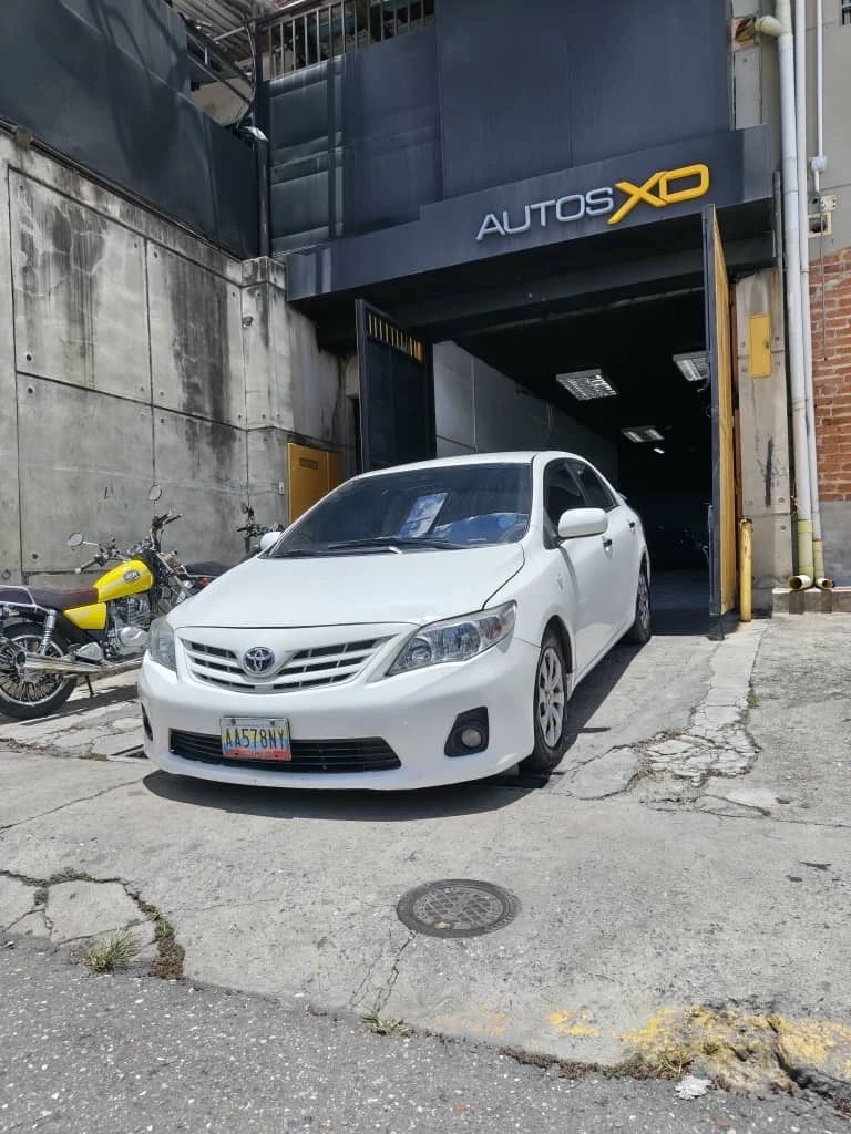 2013 Toyota Corolla XLI — foto 2