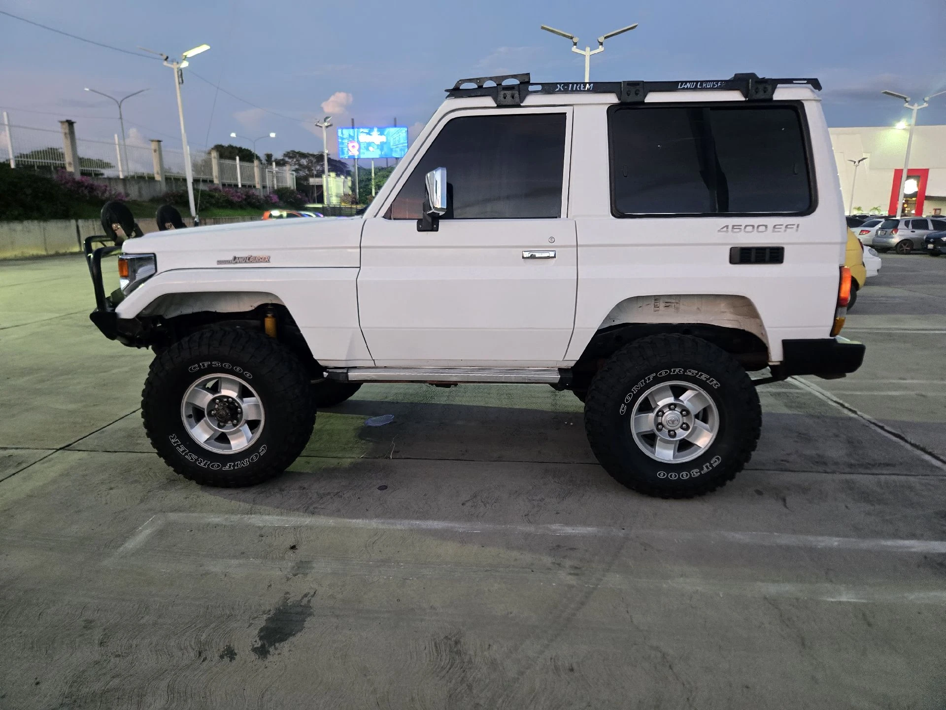 1998 Toyota Macho Land Cruiser — foto 2