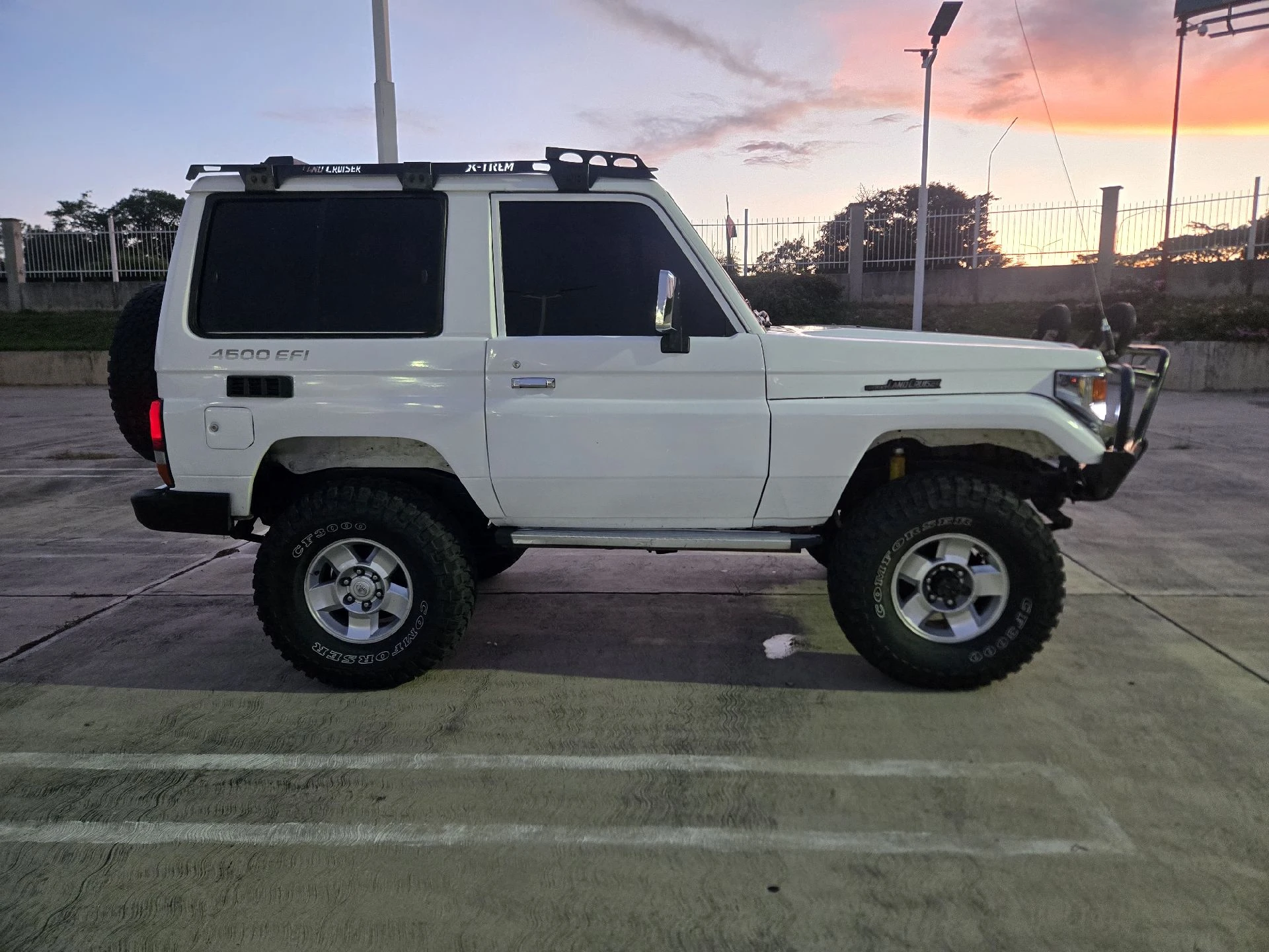 1998 Toyota Macho Land Cruiser — foto 3