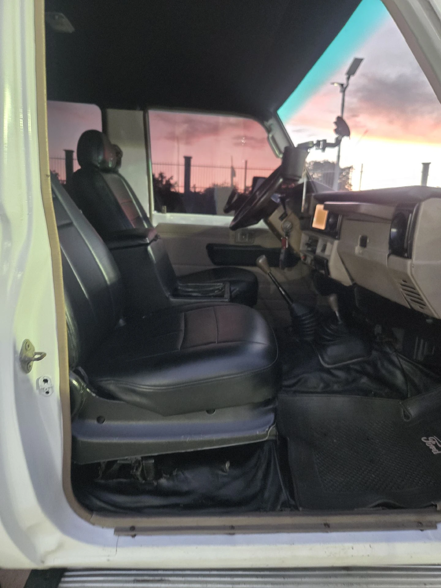 1998 Toyota Macho Land Cruiser — foto 5