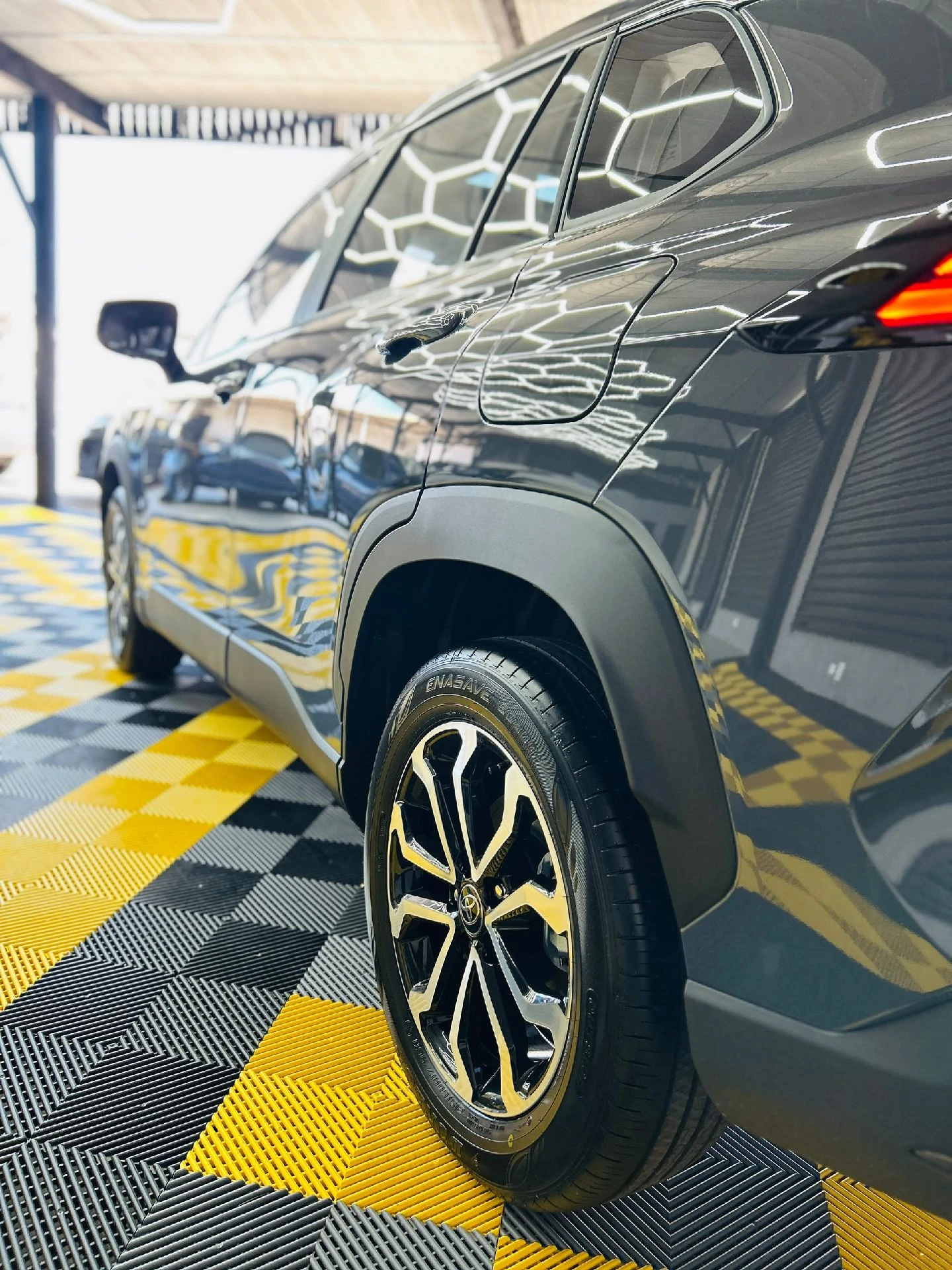 2026 Toyota Frontlander Luxury — foto 6