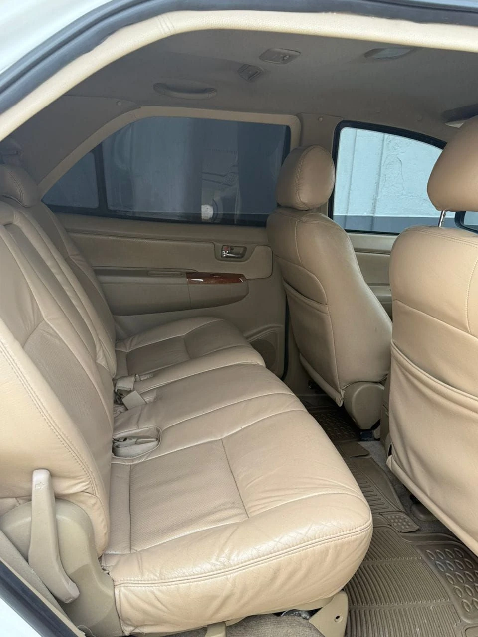 2011 Toyota Fortuner Sport — foto 8