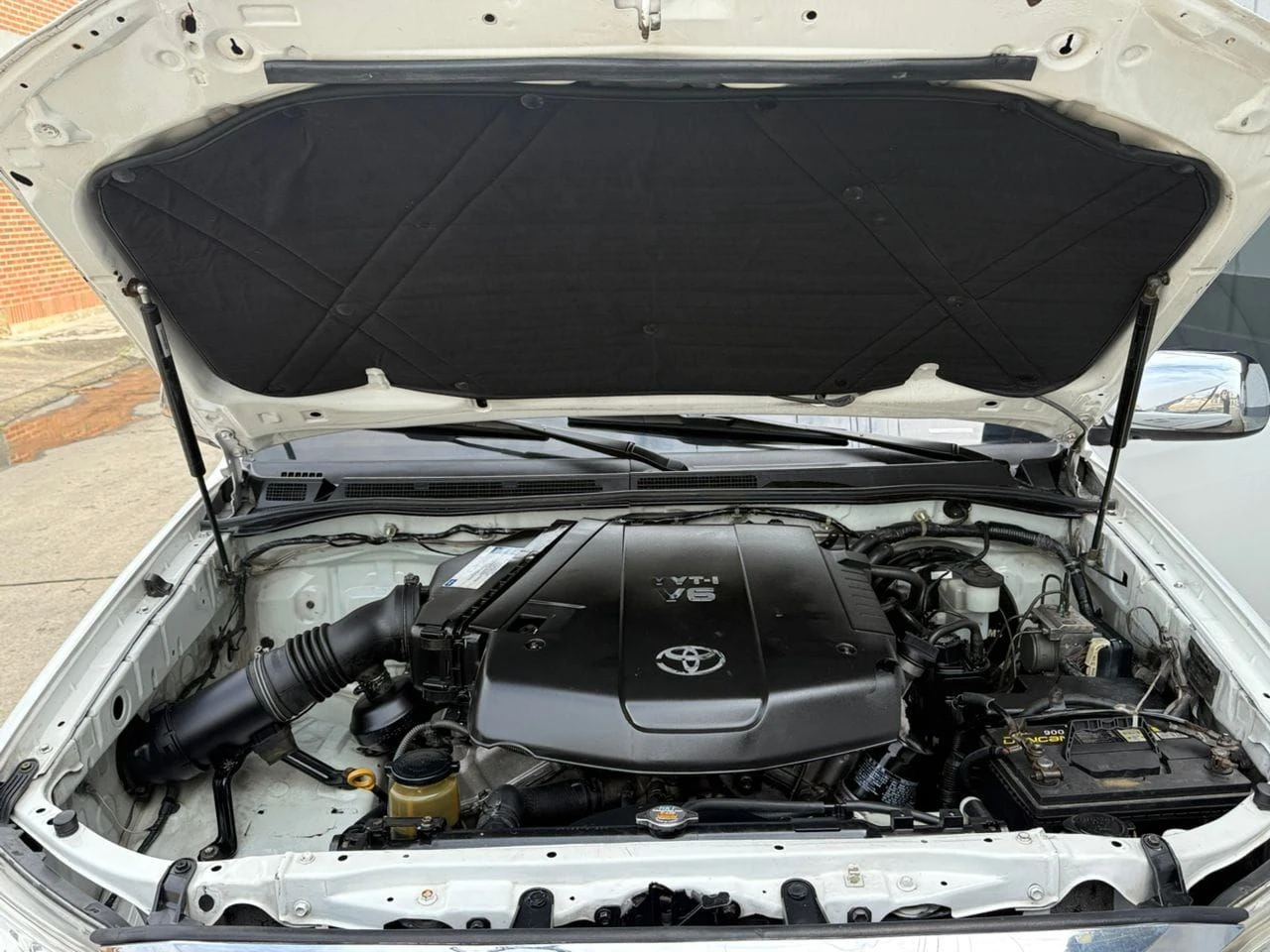 2011 Toyota Fortuner Sport — foto 7