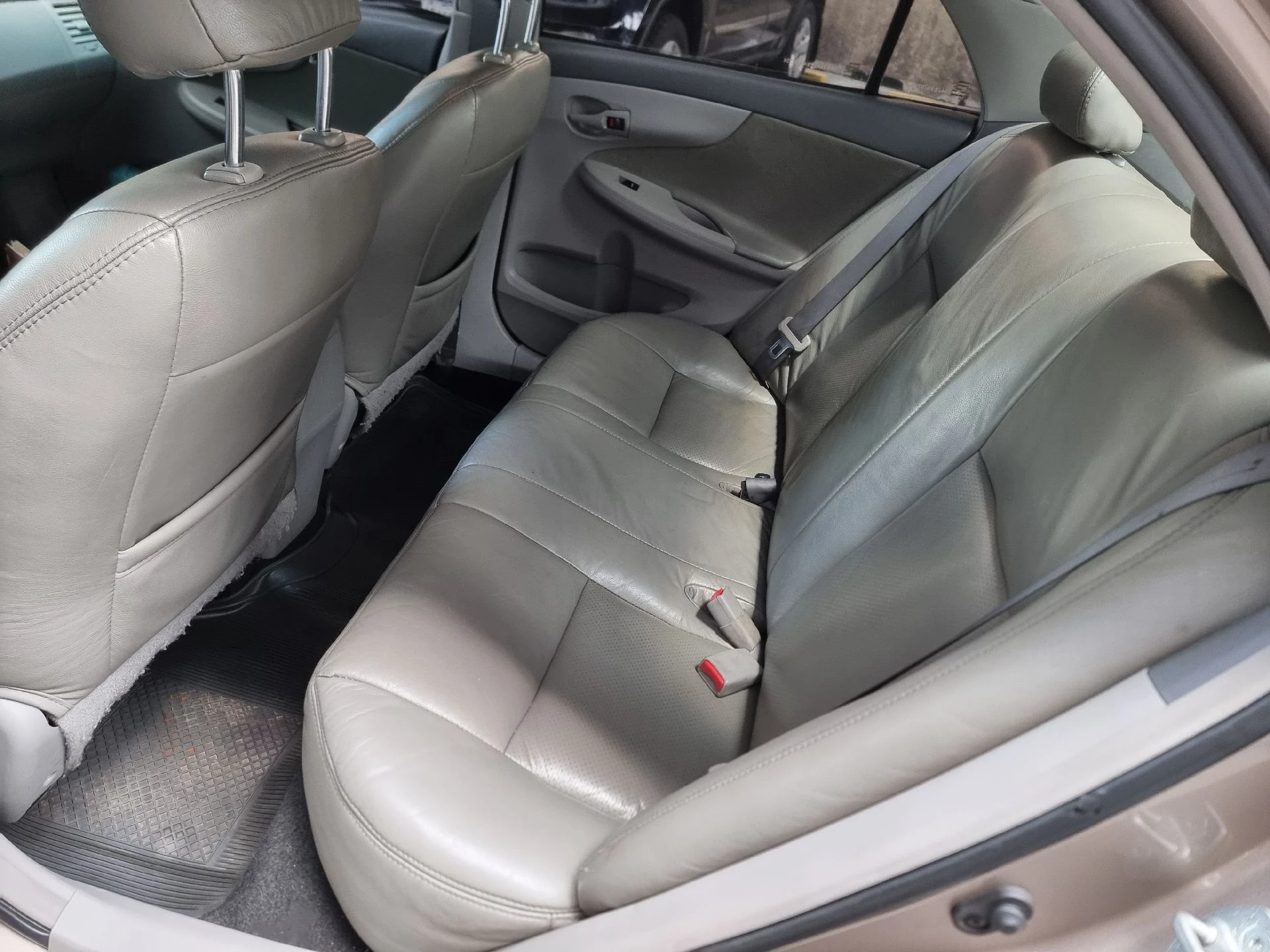 2010 Toyota Corolla XEI 1.8 — foto 5