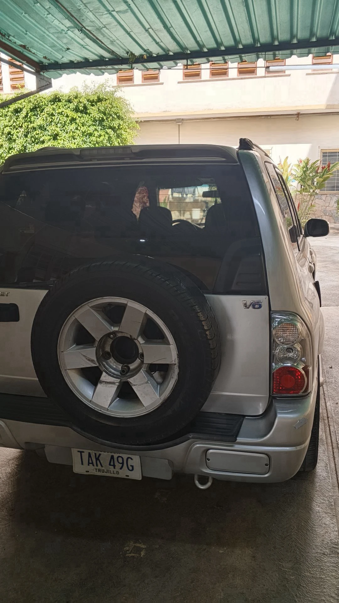 2004 Chevrolet Grand Vitara Sport — foto 3