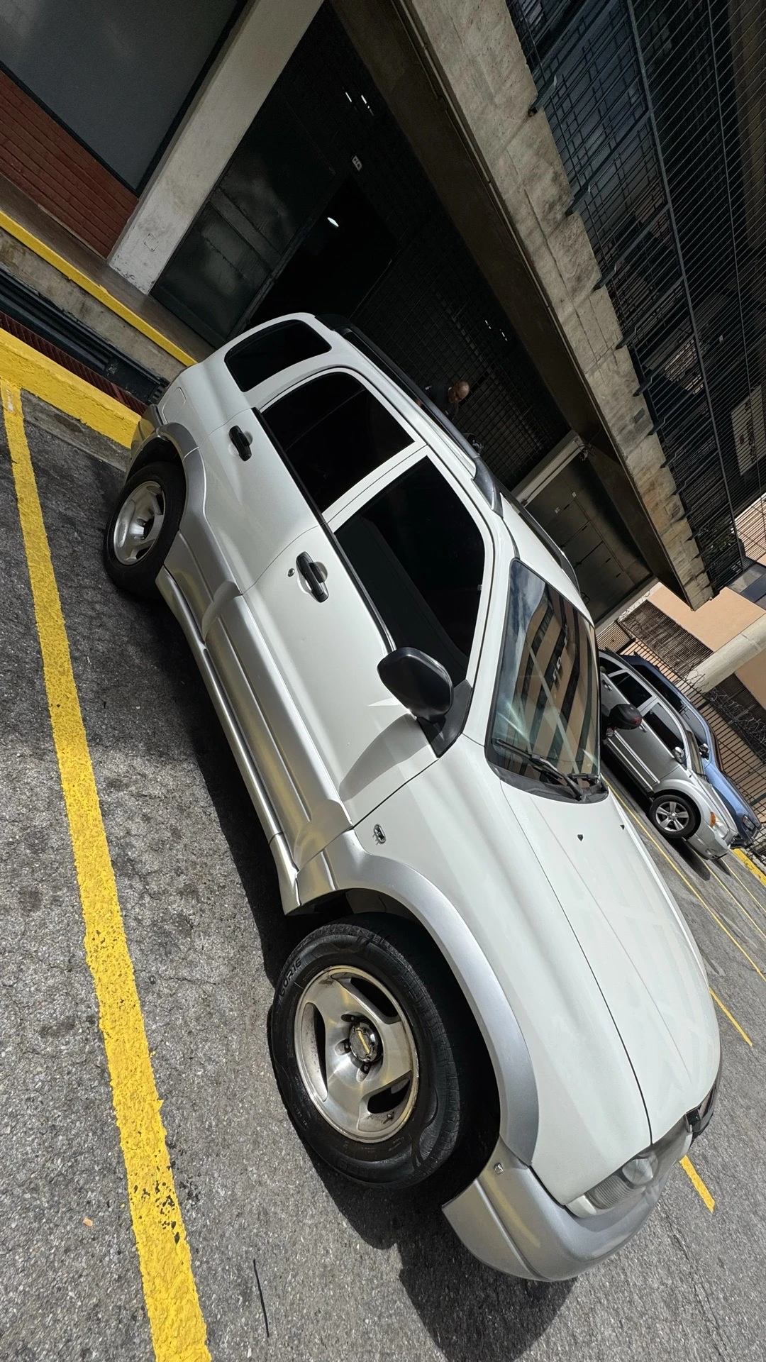 2004 Chevrolet Grand Vitara — foto 3