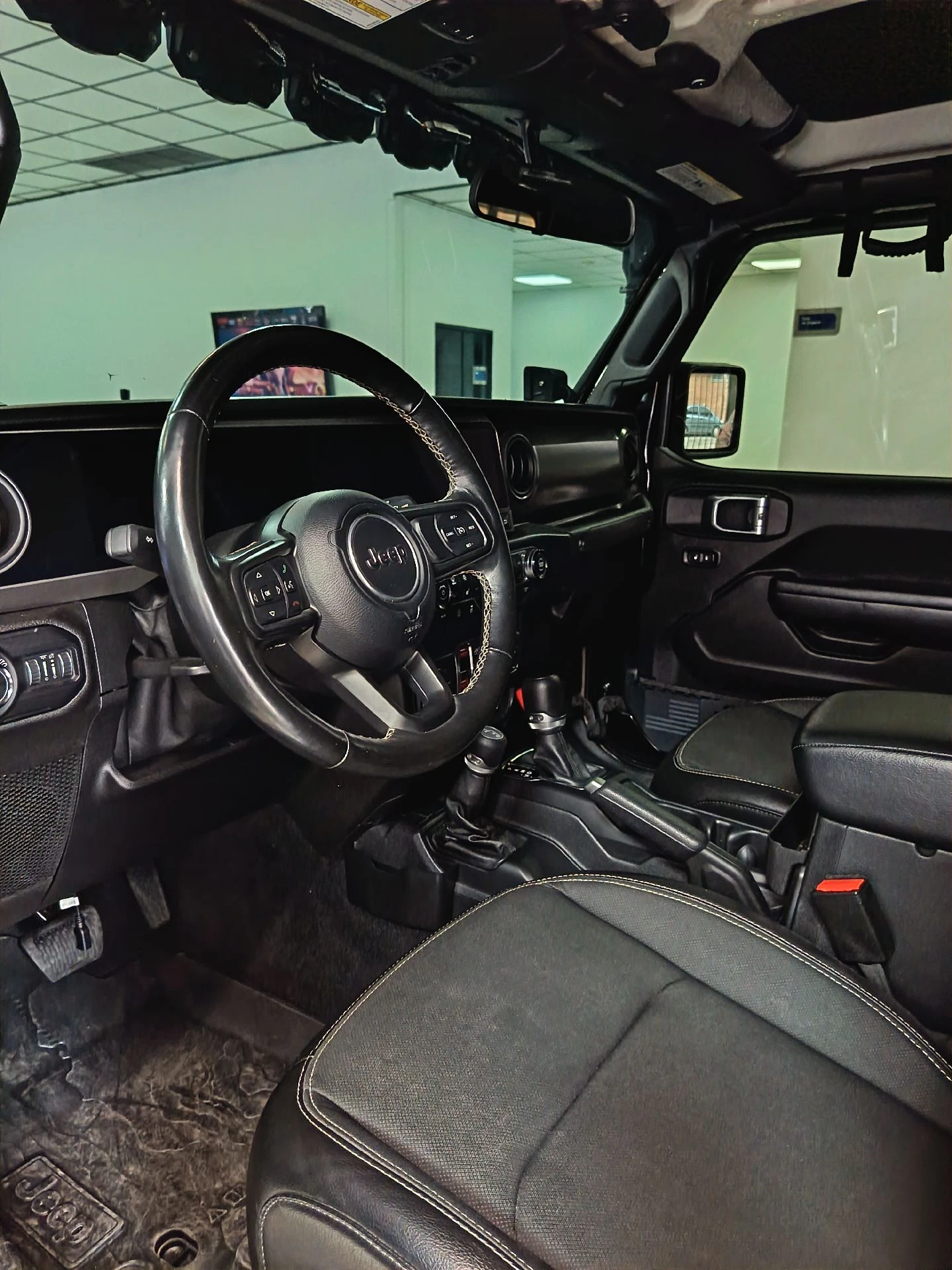 2021 Jeep Gladiator Pickup — foto 4