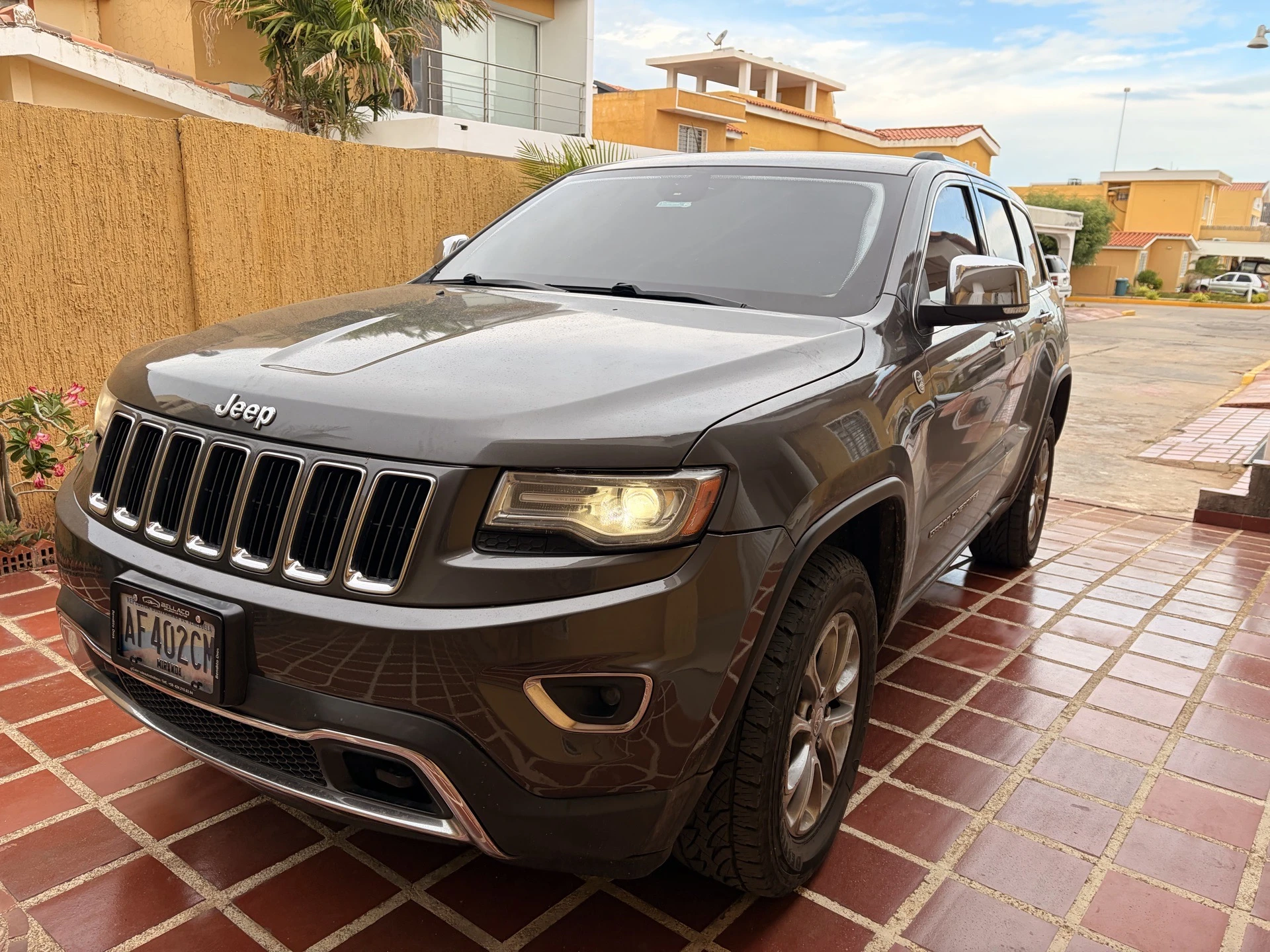 2013 Jeep Grand Cherokee 4G+ — foto 3