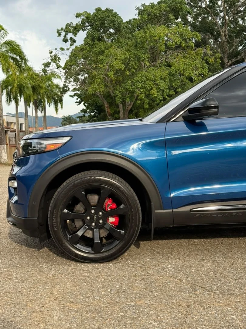 2020 Ford Explorer ST — foto 7