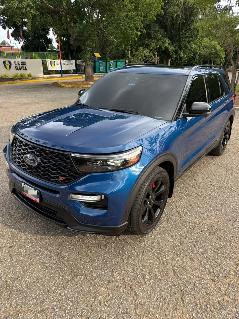 2020 Ford Explorer ST — foto 6