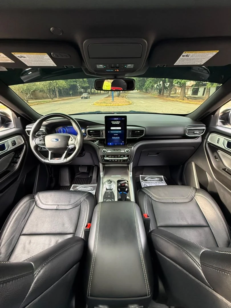 2020 Ford Explorer ST — foto 12