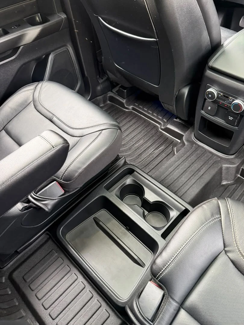 2020 Ford Explorer ST — foto 15