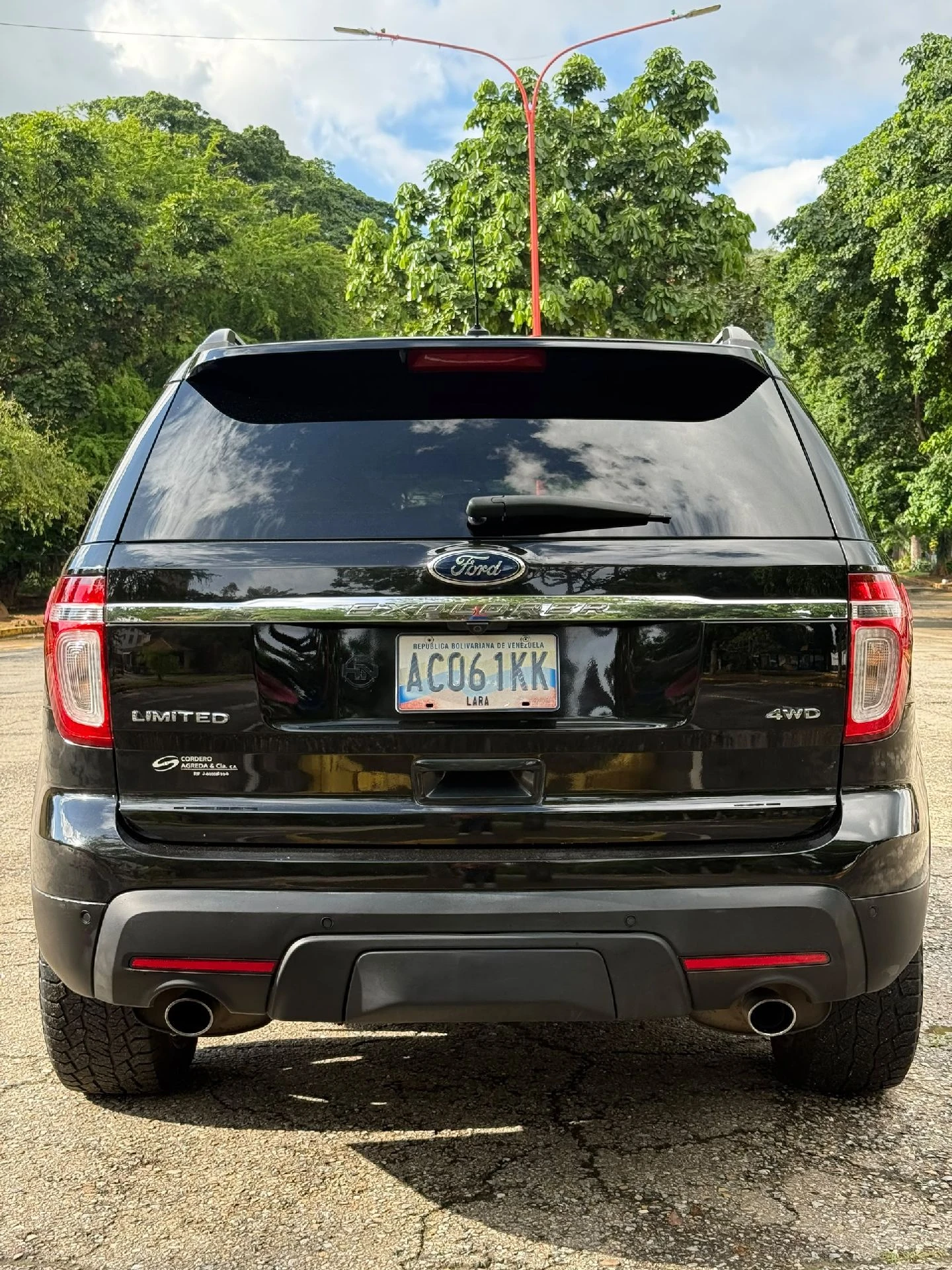 2012 Ford Explorer Limited — foto 13