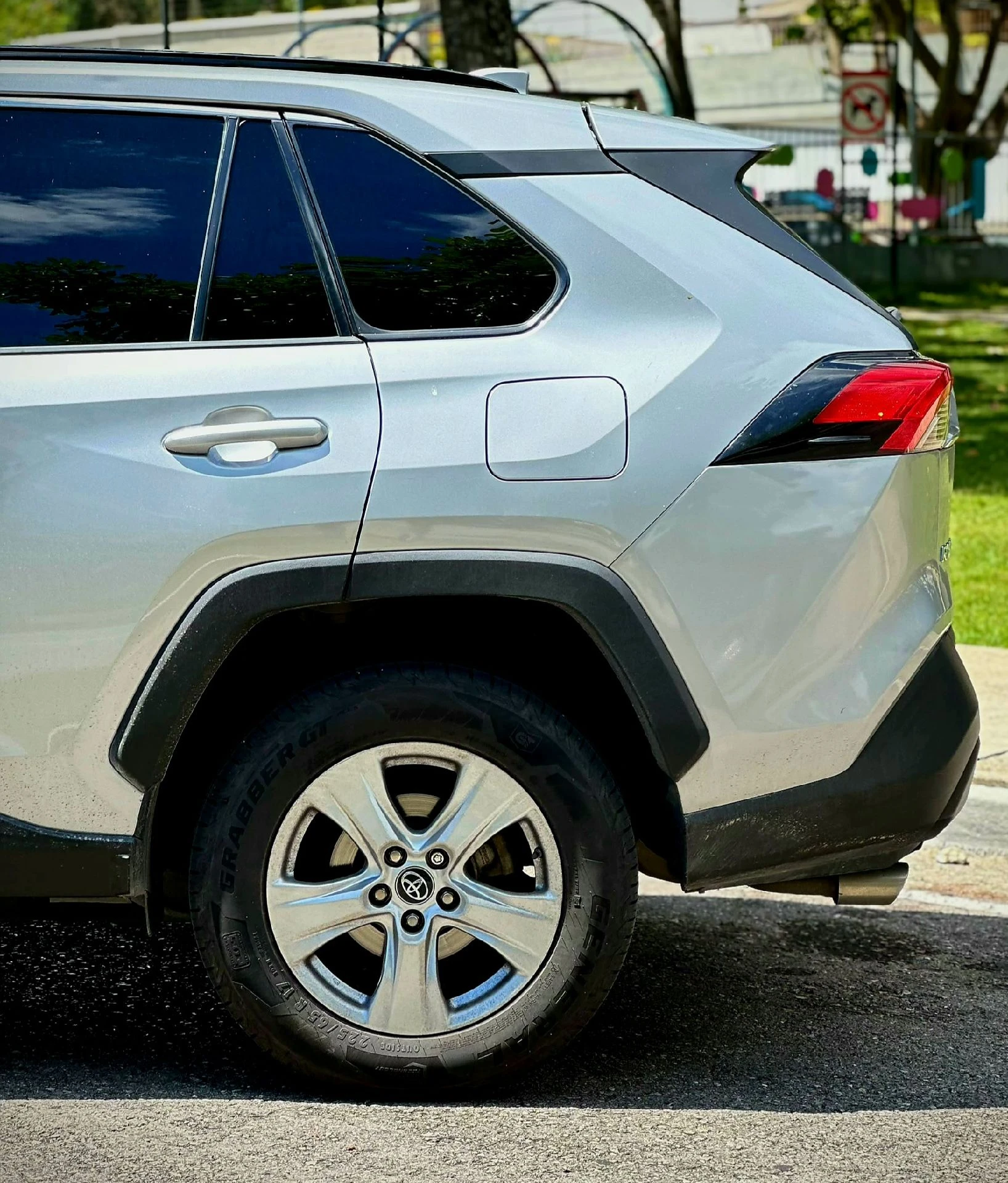 2019 Toyota RAV4 XLE — foto 9
