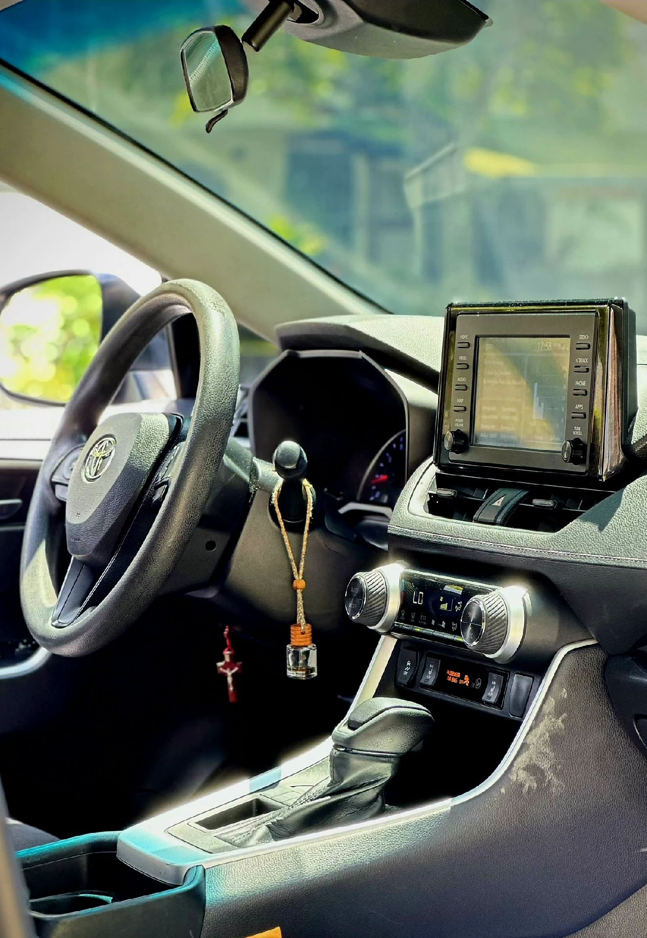 2019 Toyota RAV4 XLE — foto 16