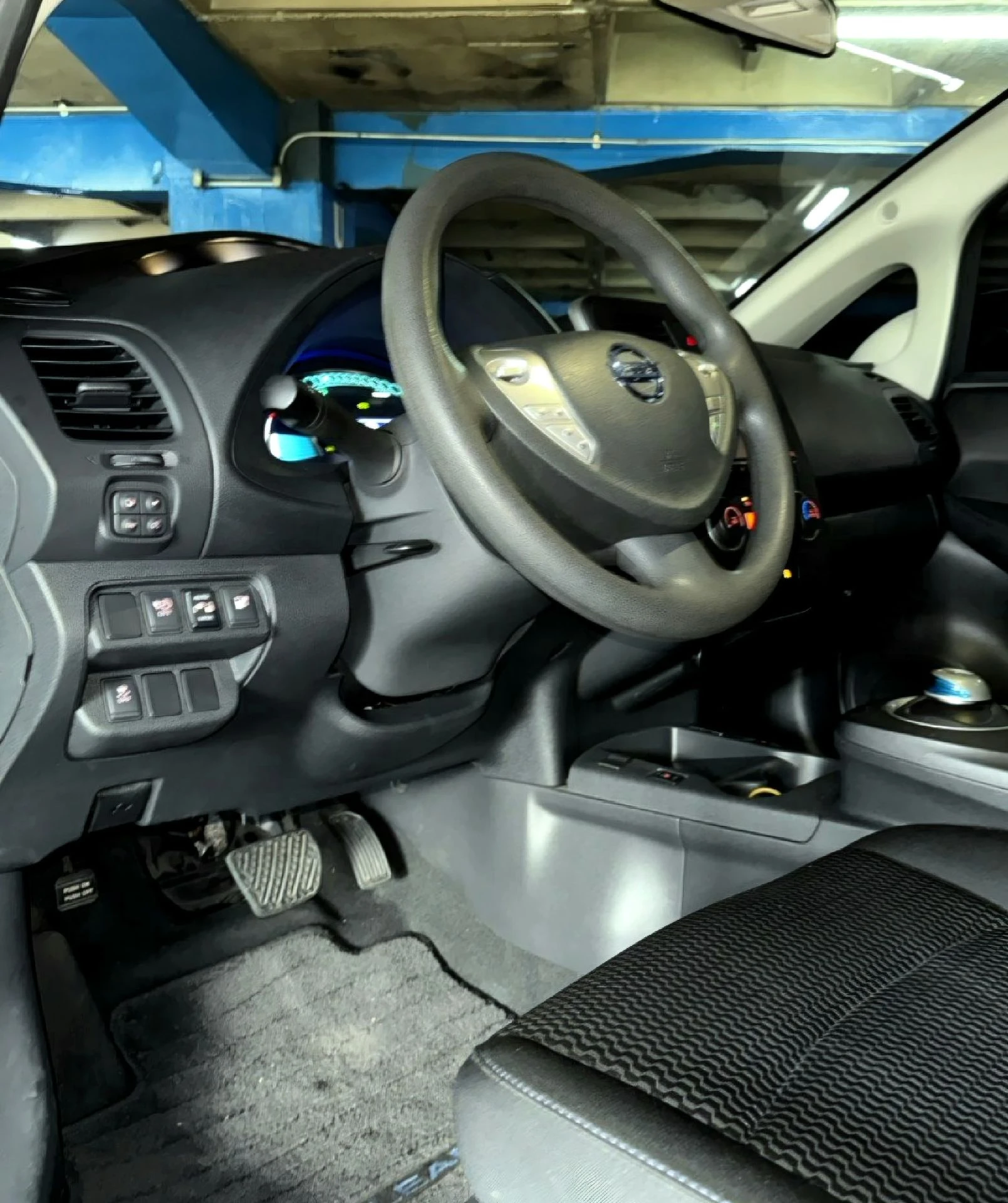 2017 Nissan Leaf Zero emissions — foto 12