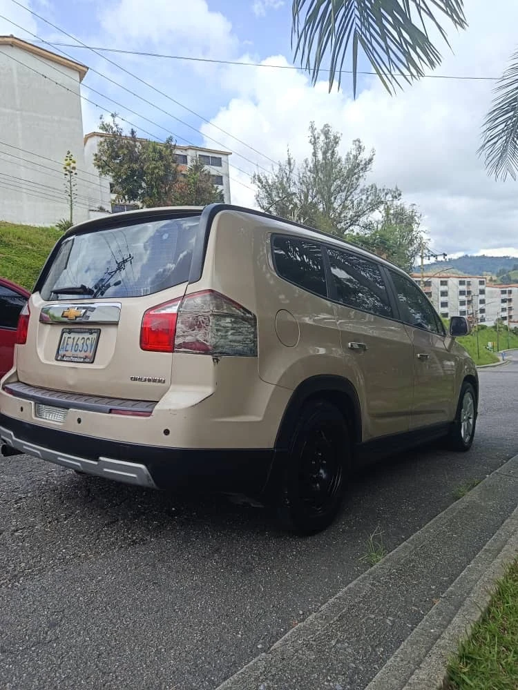 2013 Chevrolet Orlando Lt — foto 5