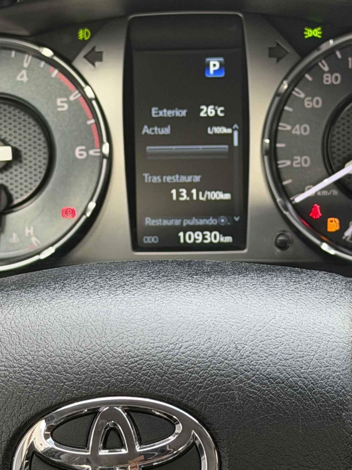 2026 Toyota Hilux 2.8 diésel — foto 3