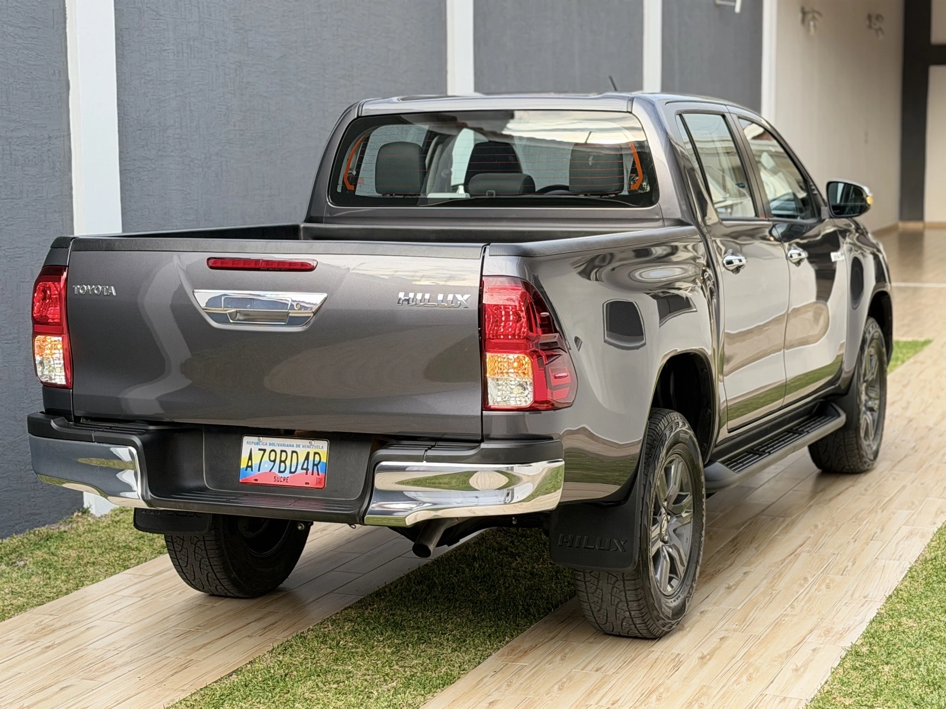 2026 Toyota Hilux 2.8 diésel — foto 8
