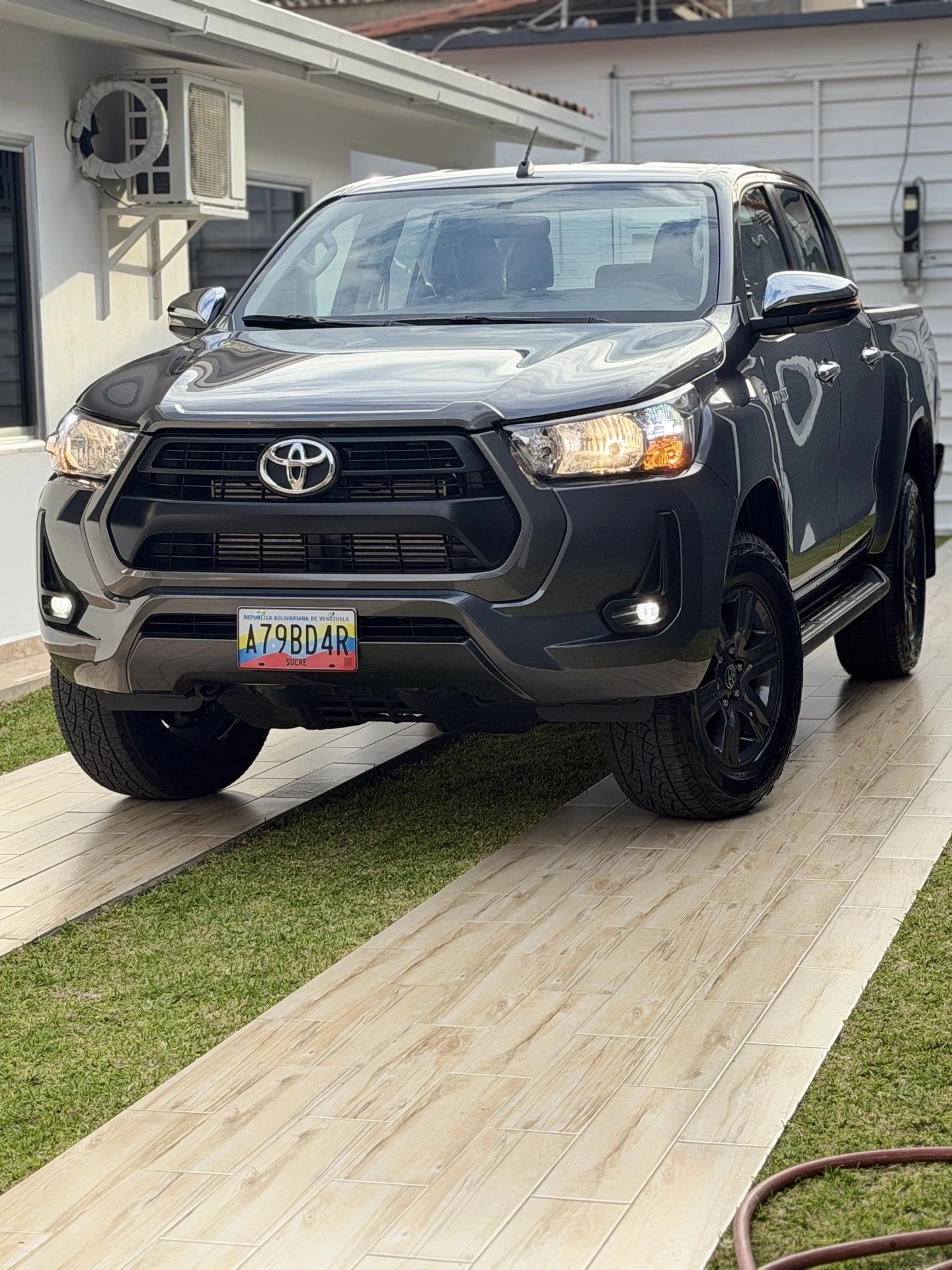 2026 Toyota Hilux 2.8 diésel — foto 9