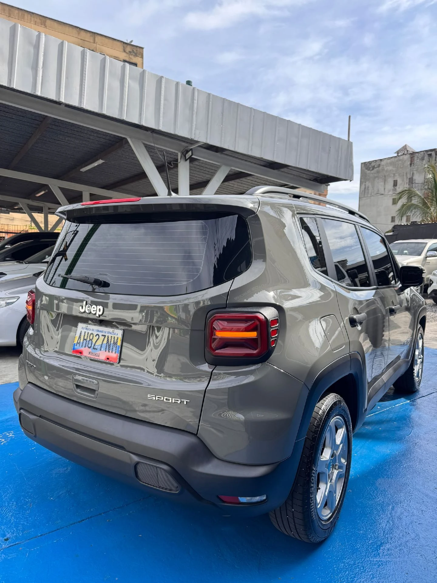 2024 Jeep Renegade Sport — foto 2