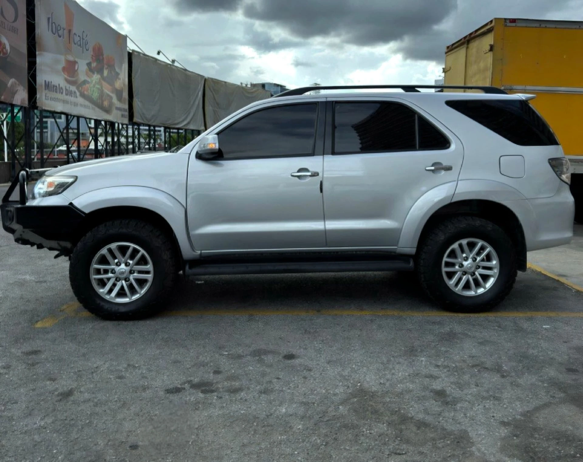 2018 Toyota Fortuner SR — foto 7