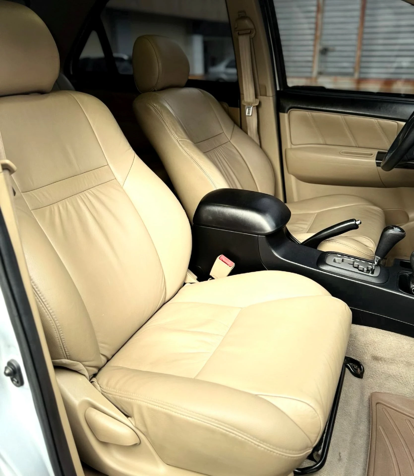 2018 Toyota Fortuner SR — foto 14