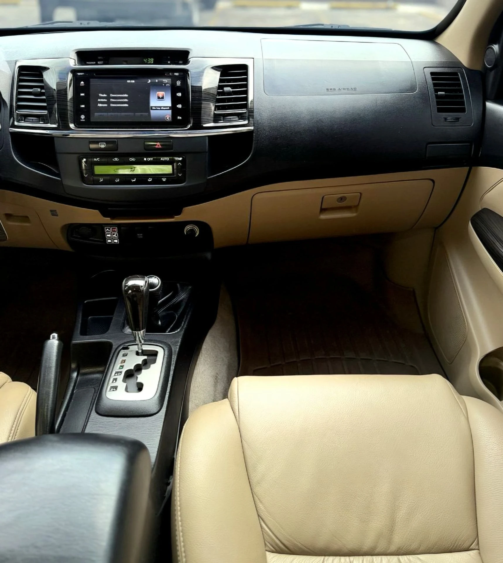 2018 Toyota Fortuner SR — foto 16