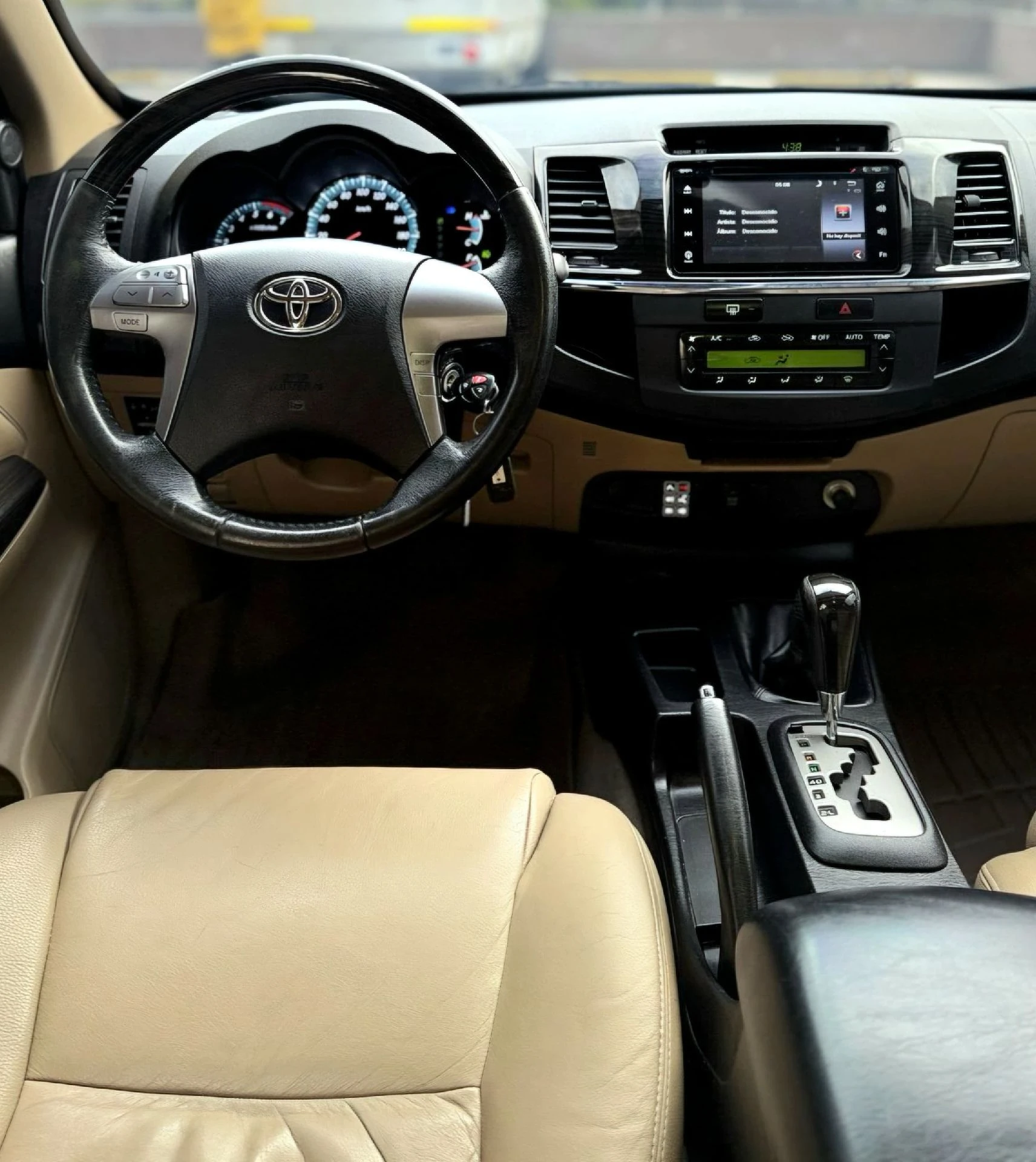 2018 Toyota Fortuner SR — foto 20