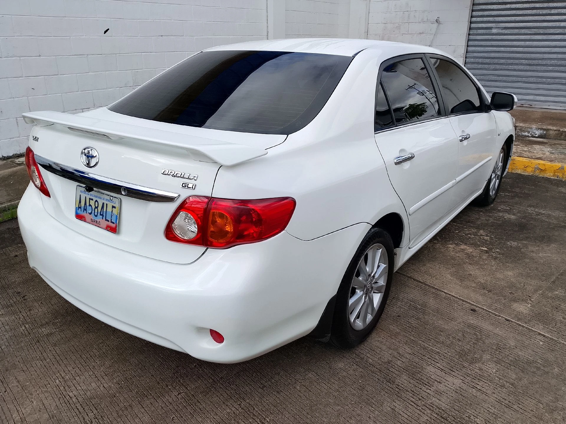 2010 Toyota Corolla Gli — foto 3