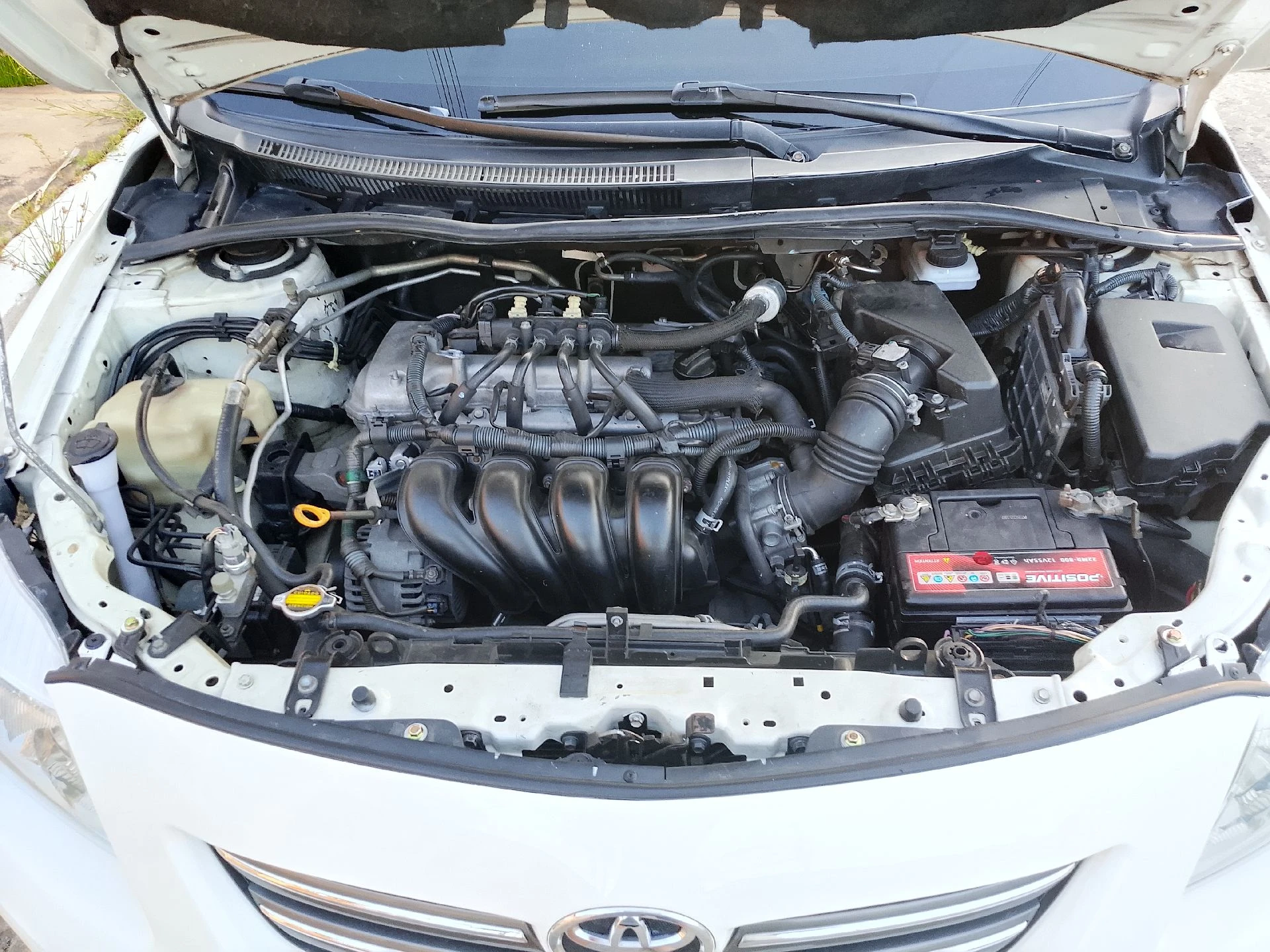 2010 Toyota Corolla Gli — foto 11