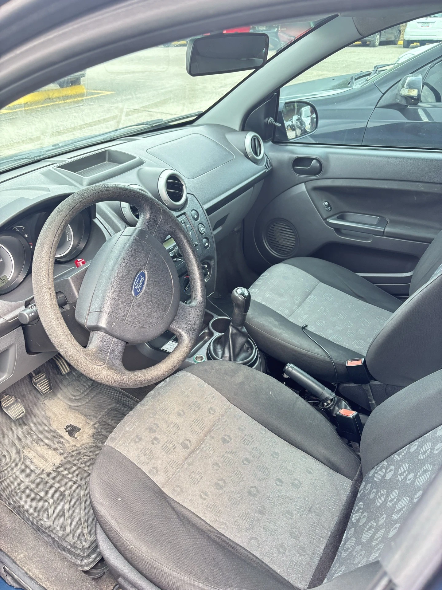 2013 Ford Fiesta Move — foto 7