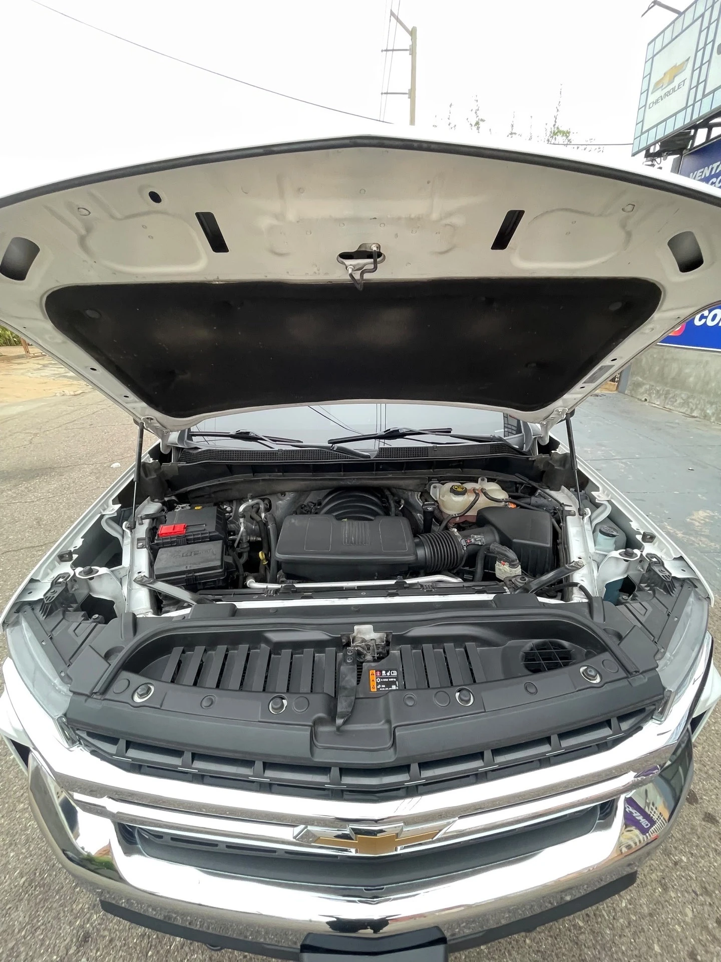 2022 Chevrolet Silverado Doble cabina 4*4 Motor 5.3 — foto 7
