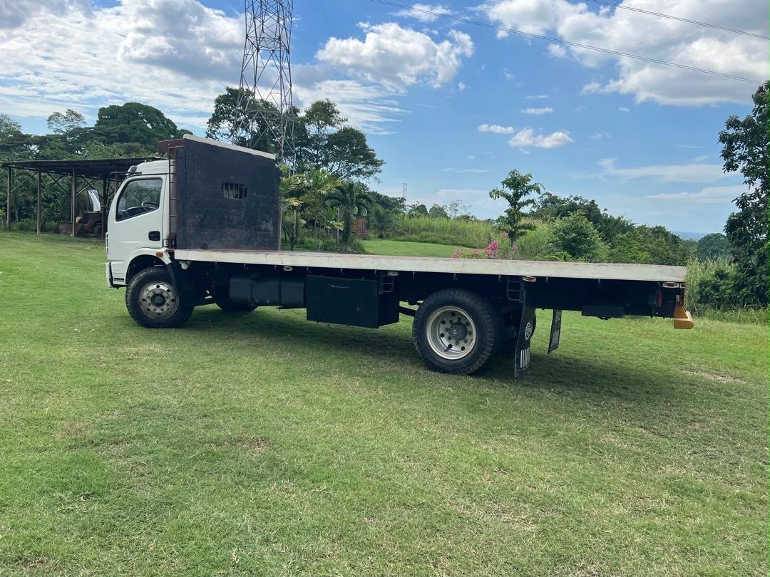 2014 Dongfeng Duolika 7T — foto 3
