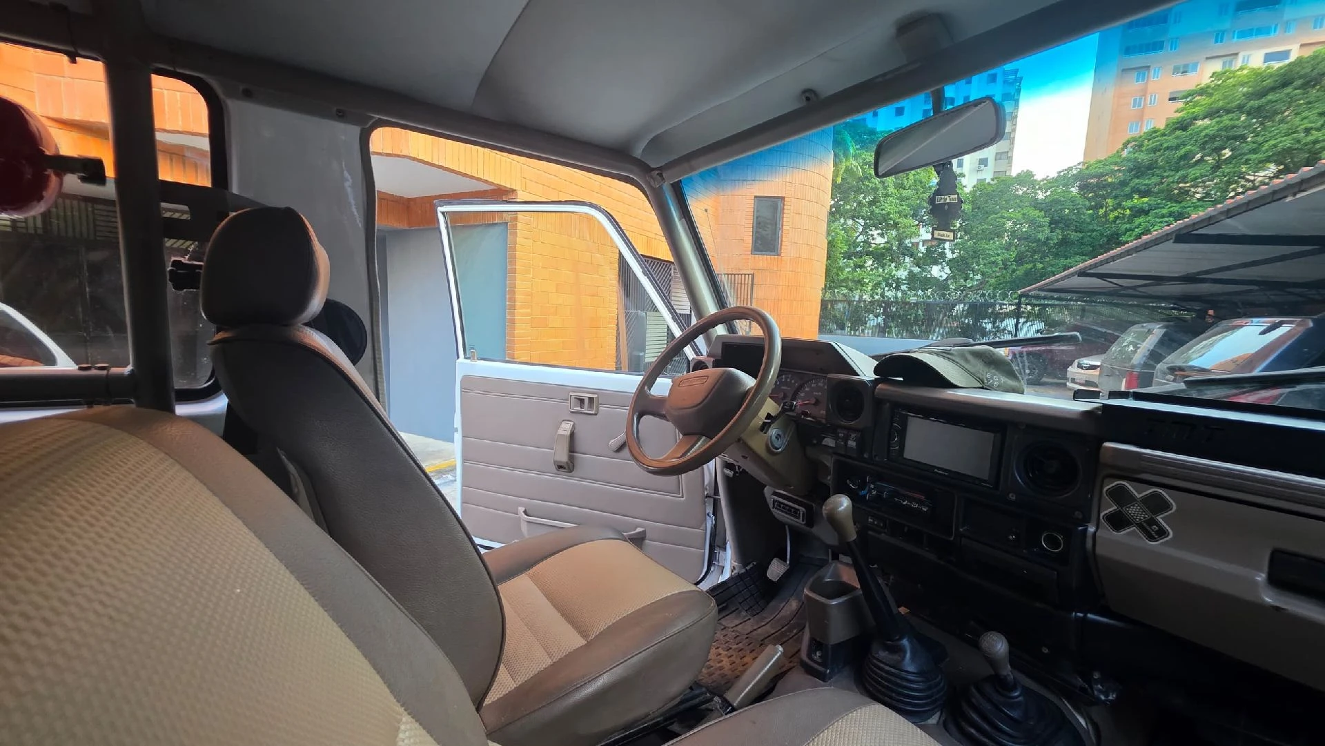 2008 Toyota Macho — foto 9