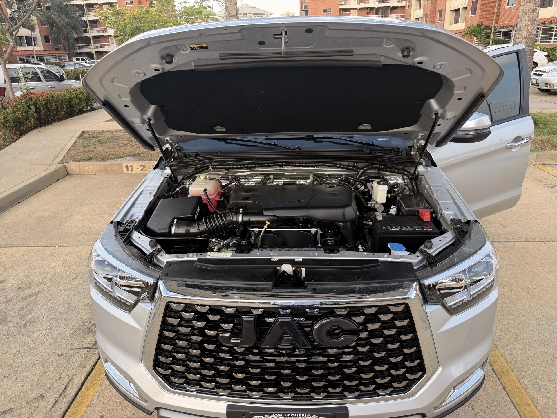 2026 JAC T8 PRO — foto 6