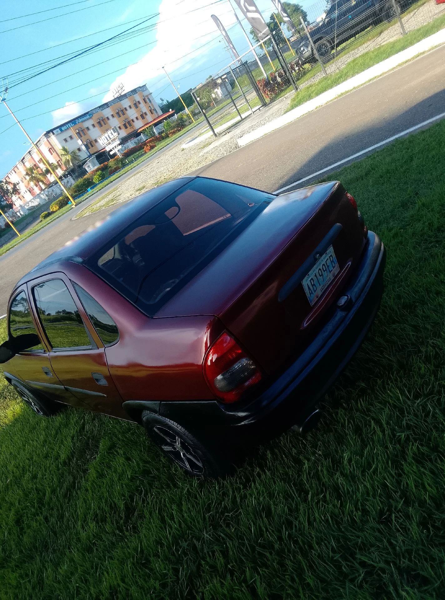 2002 Chevrolet Corsa 4 puertas — foto 2