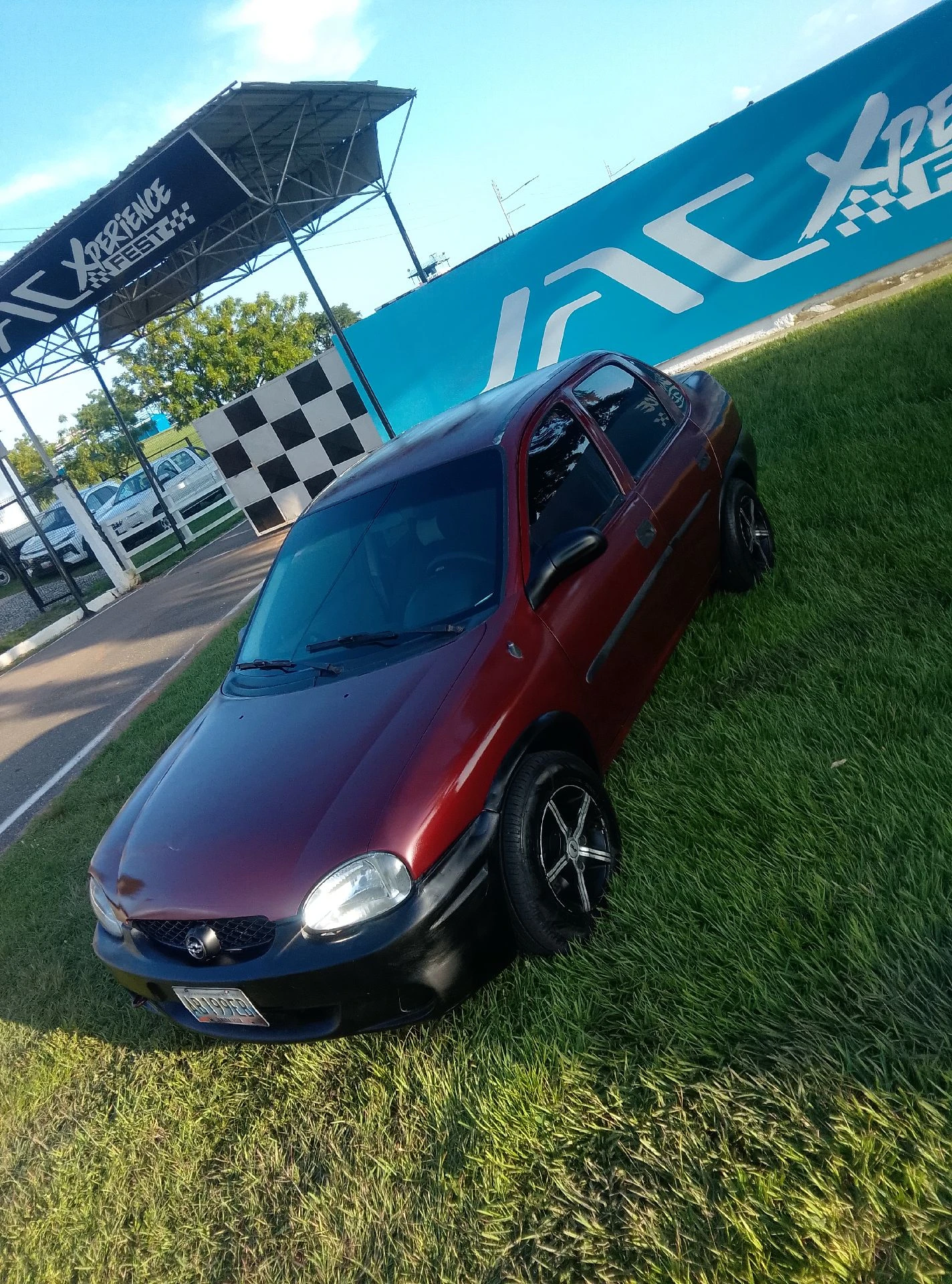 2002 Chevrolet Corsa 4 puertas — foto 4