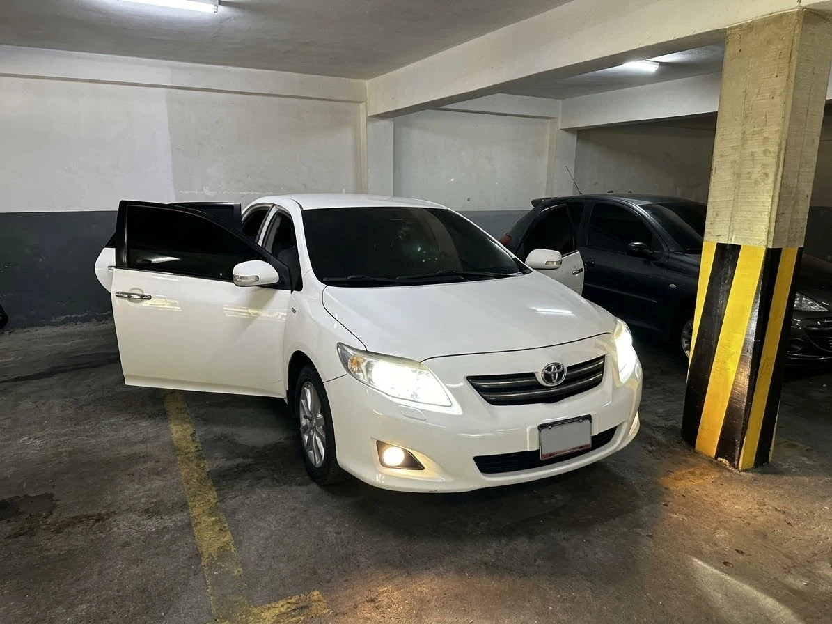 2010 Toyota Corolla GLI 1.8 — foto 3