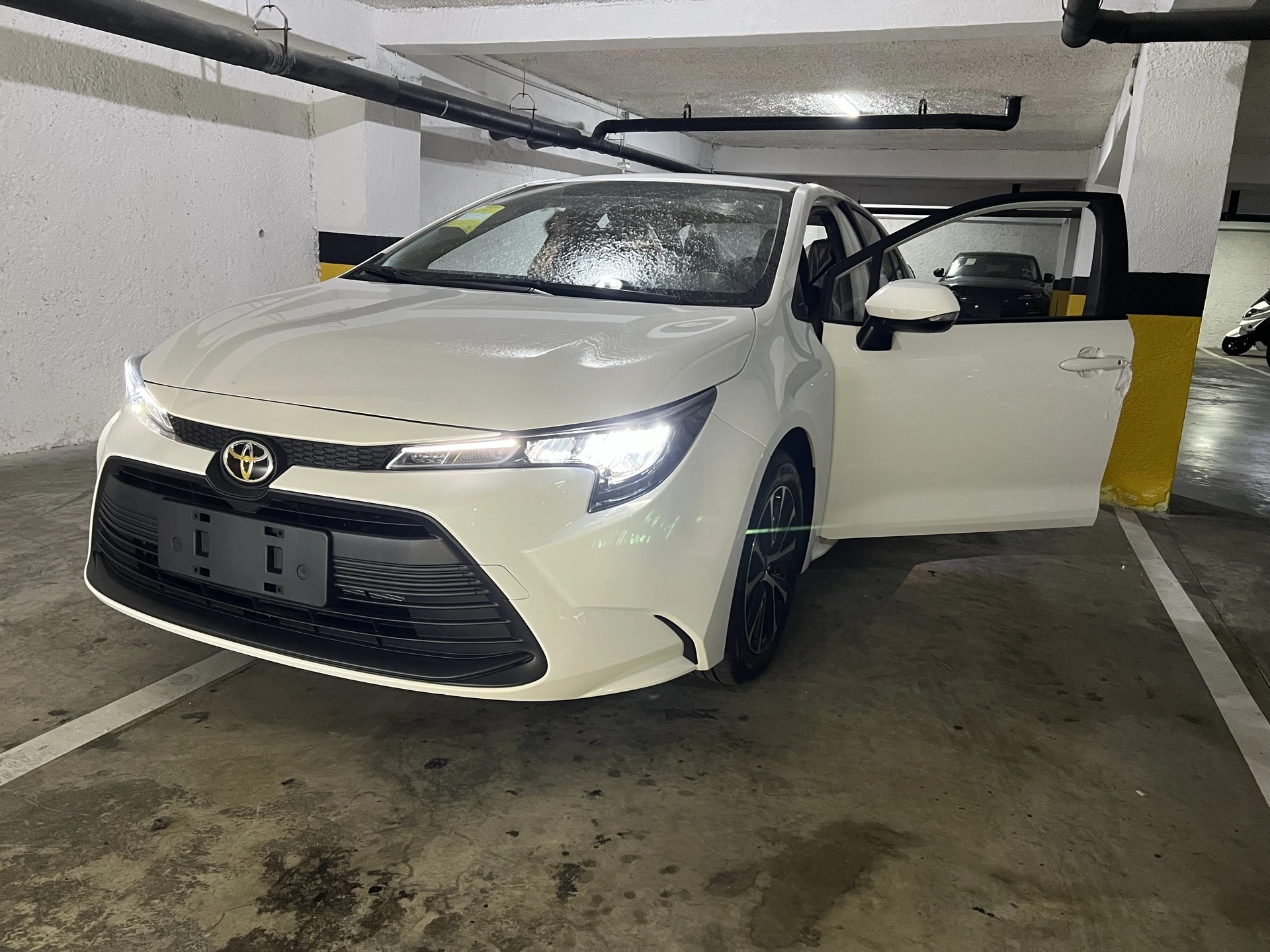 2025 Toyota Corolla Levin — foto 3