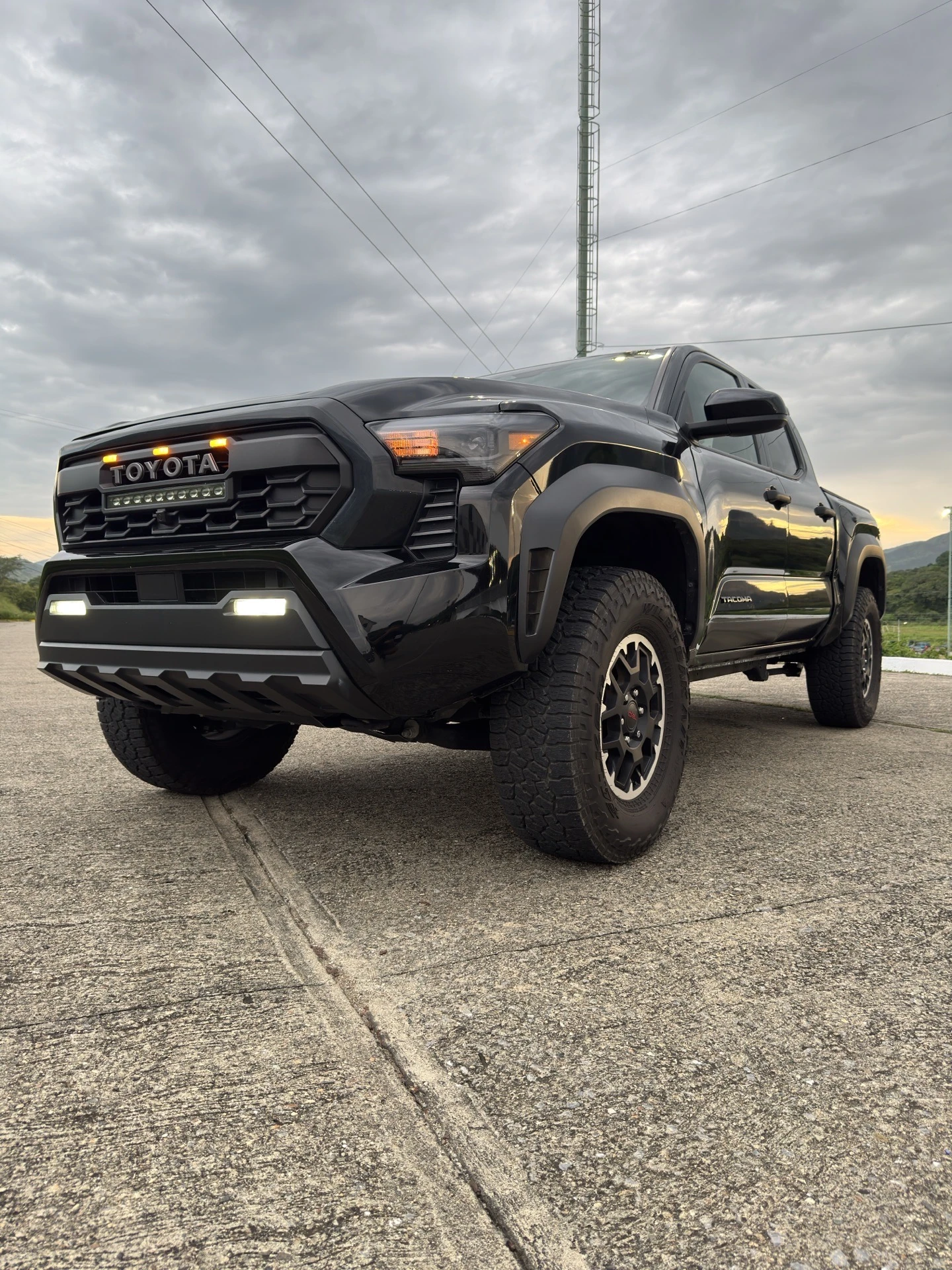 2025 Toyota Tacoma TRD OFF ROAD 4x4 — foto 3