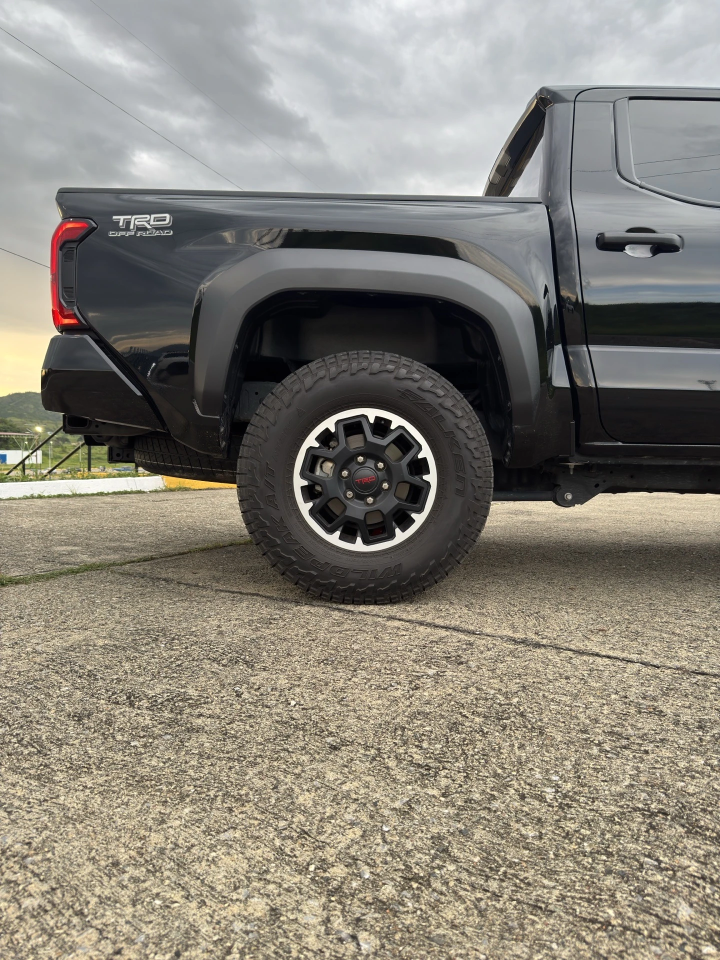 2025 Toyota Tacoma TRD OFF ROAD 4x4 — foto 8