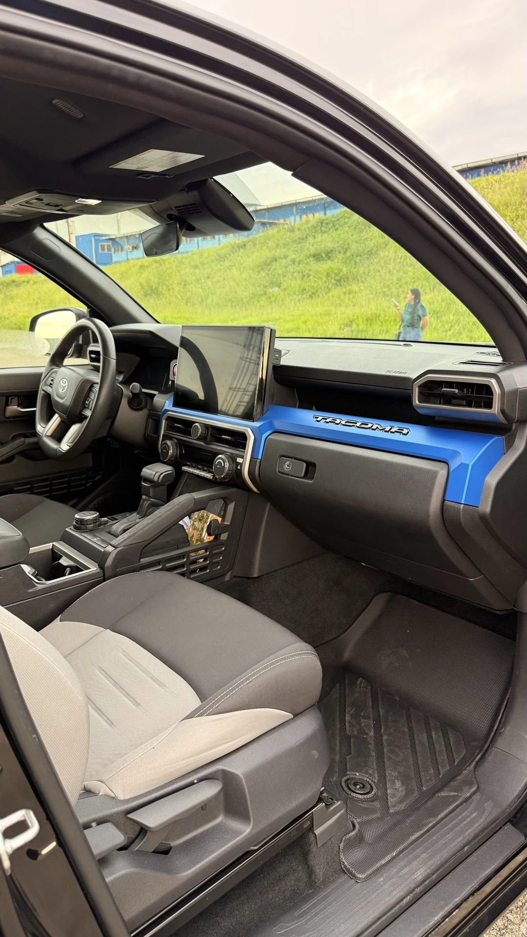 2025 Toyota Tacoma TRD OFF ROAD 4x4 — foto 14