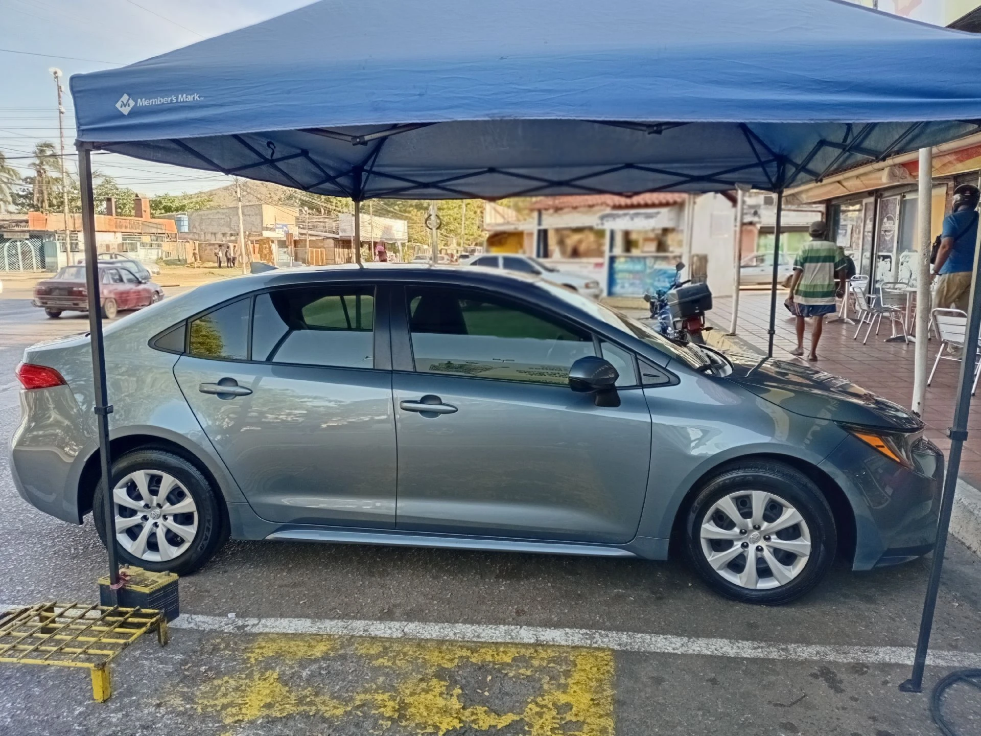 2022 Toyota Corolla Le puerto libre( isala de margarita) — foto 4