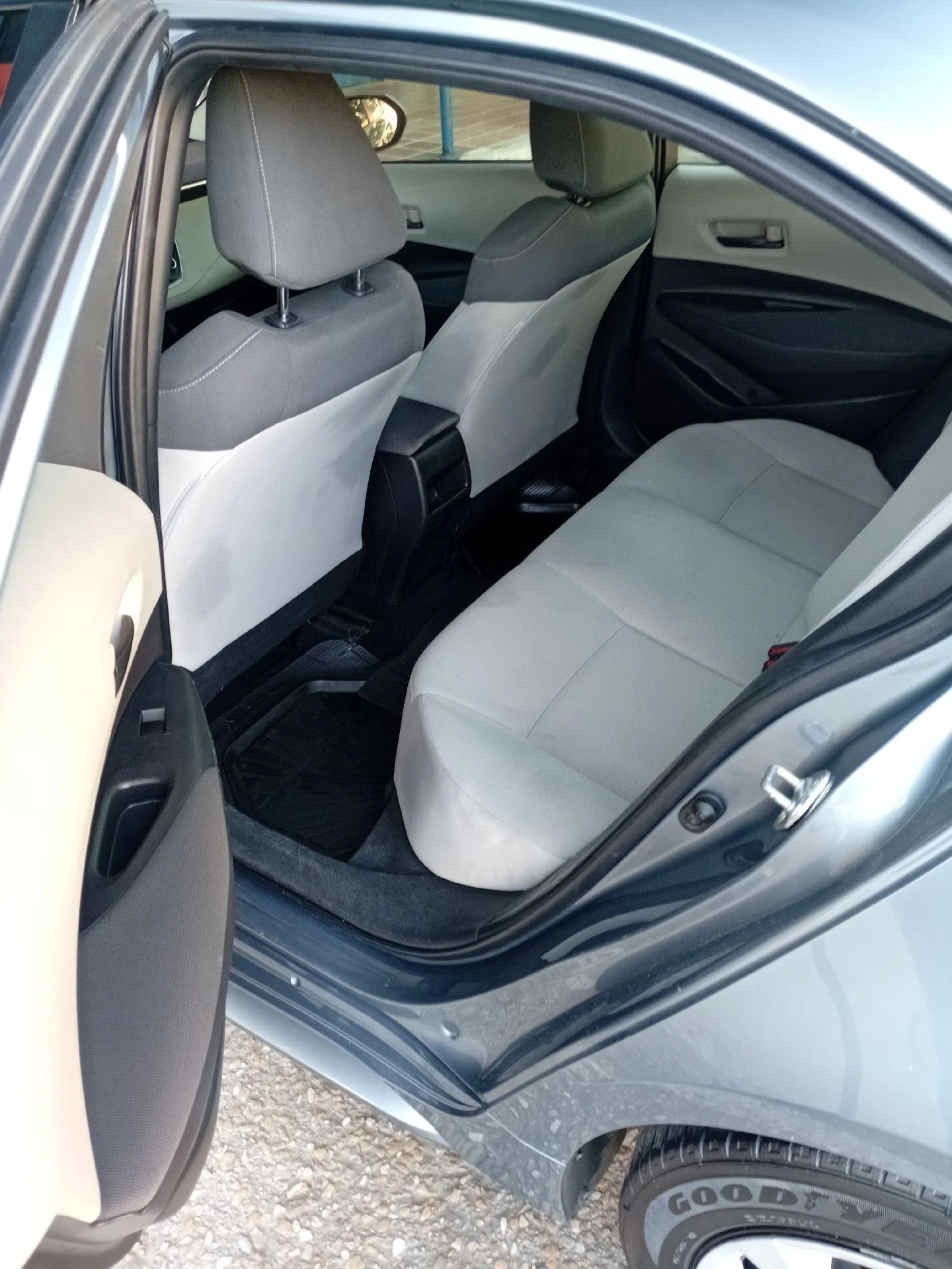 2022 Toyota Corolla Le puerto libre( isala de margarita) — foto 9