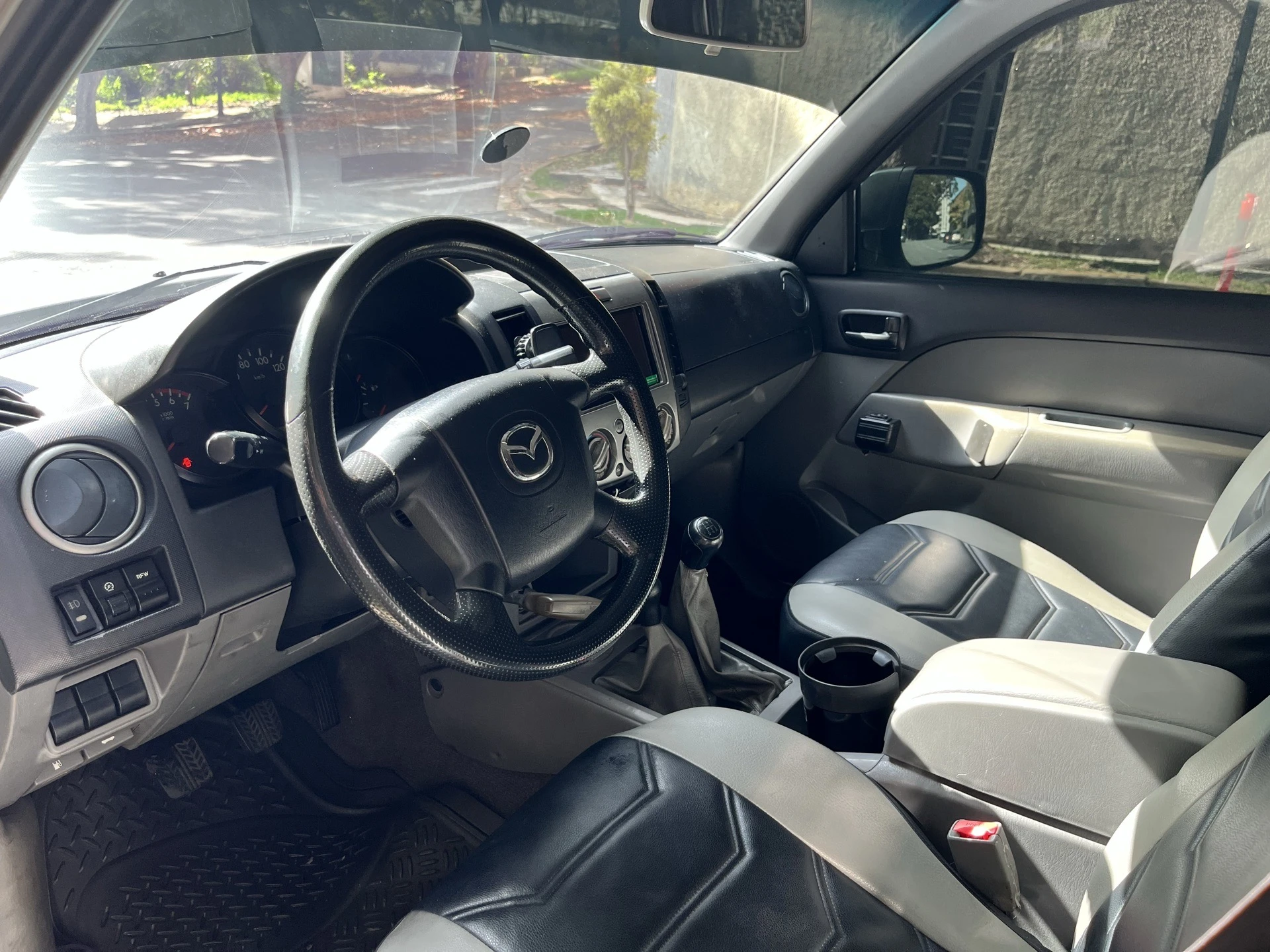 2013 Mazda BT-50 Sport — foto 8